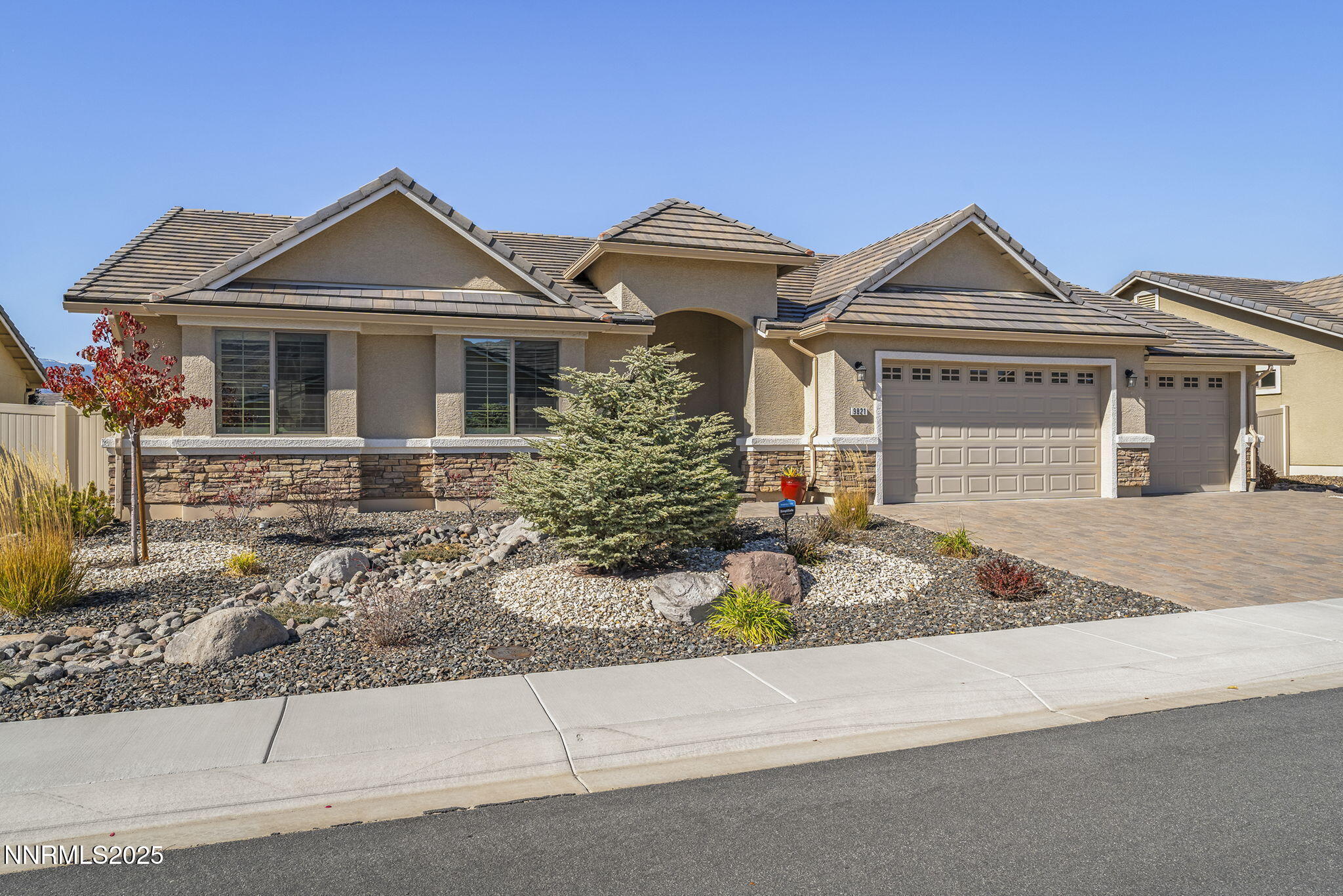 2-web-or-mls-_DSC6419