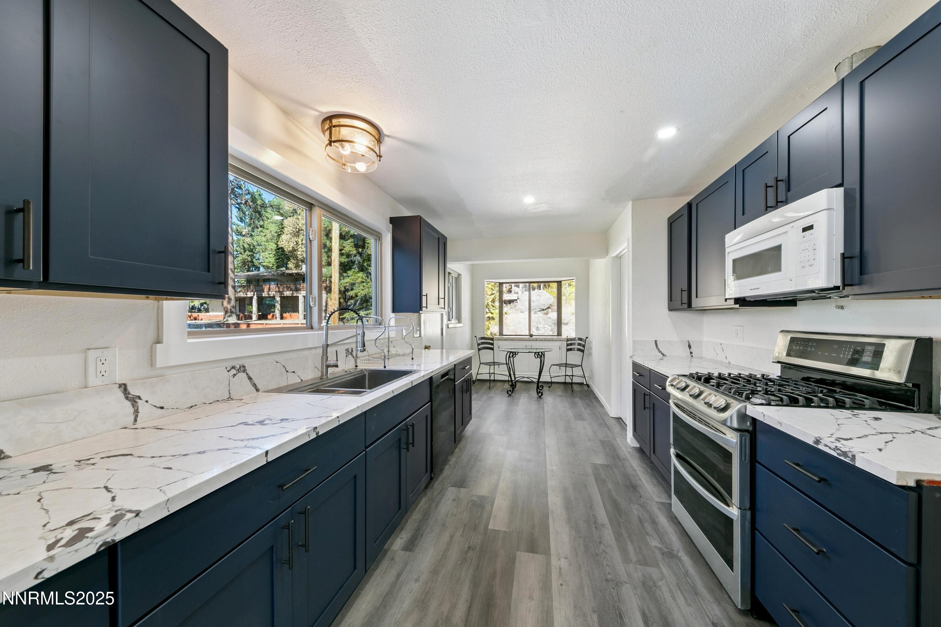 207 Cedar Ridge Drive