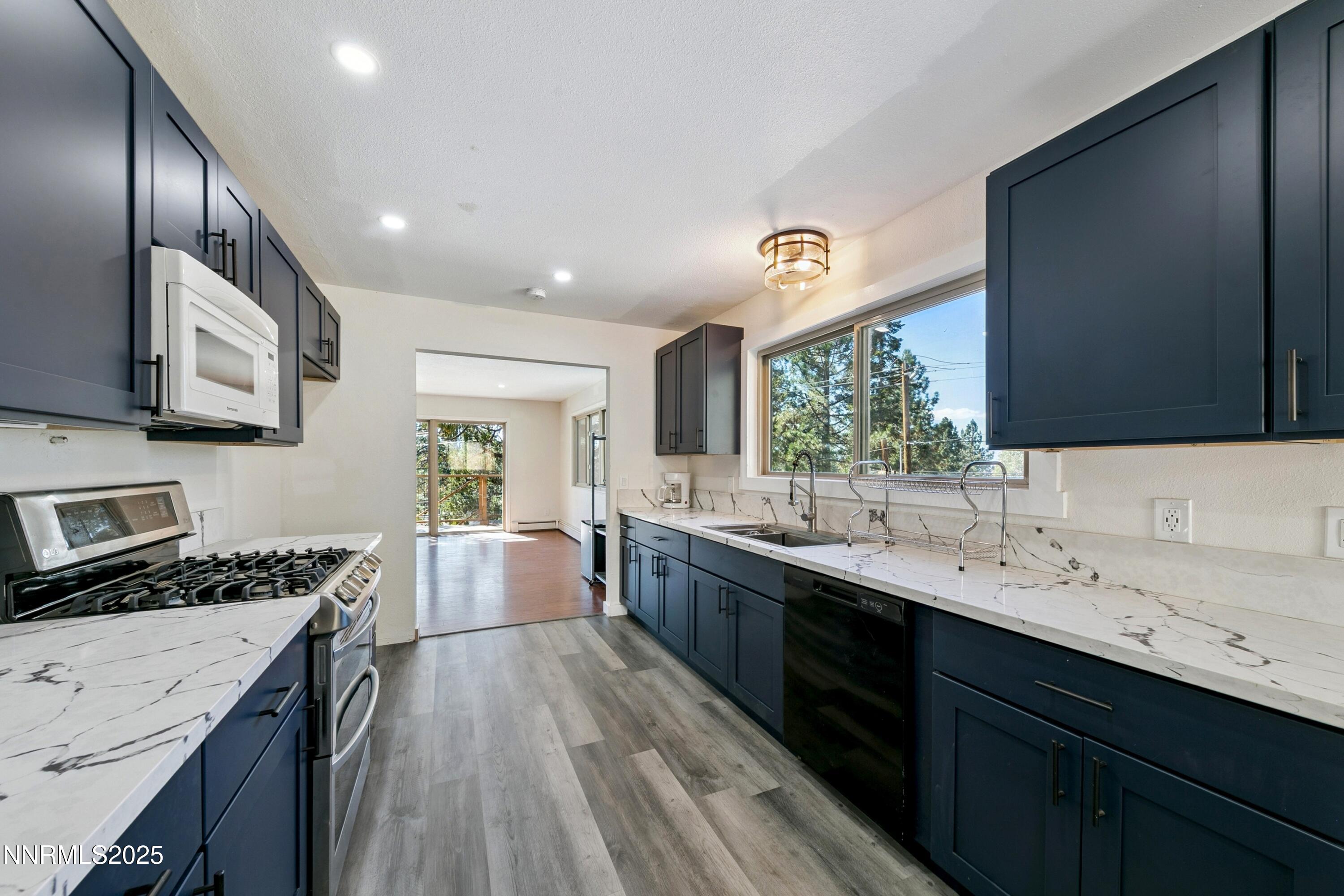 207 Cedar Ridge Drive