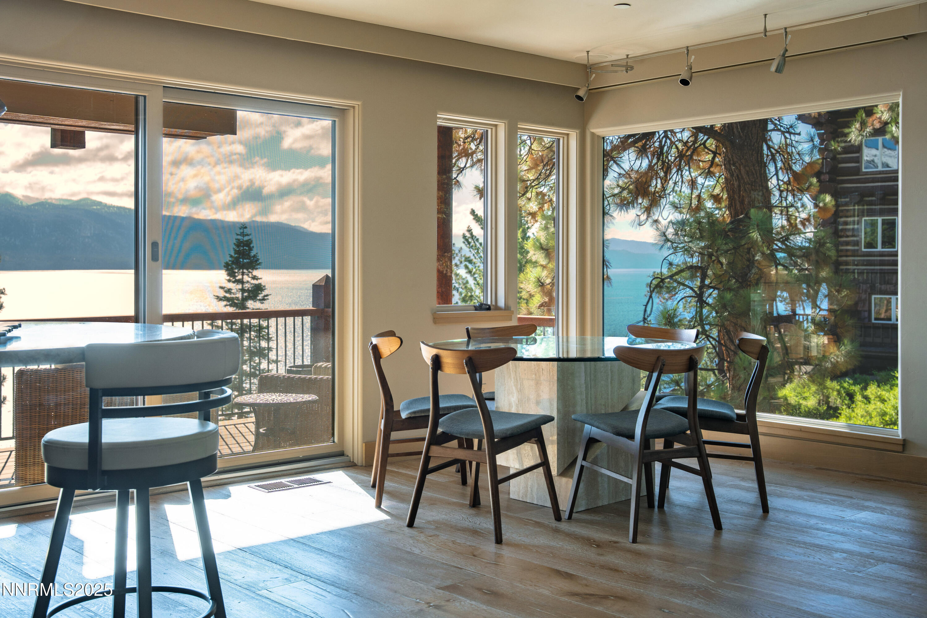 014_033_stillwater_cove_6-33_402_404