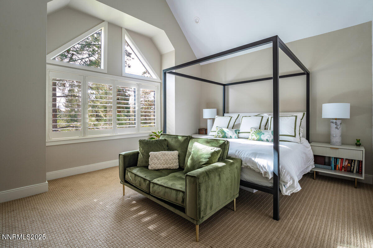 083_2_south_point_place-57_178 copy