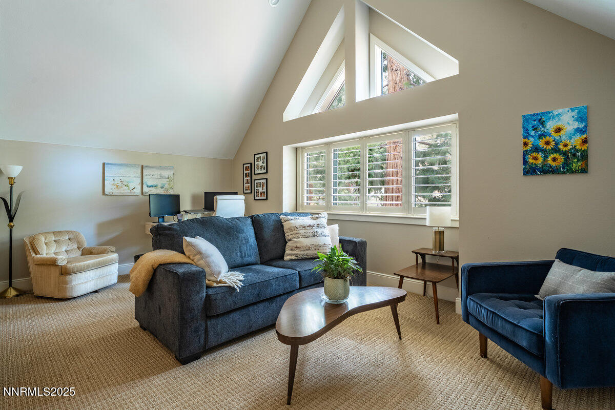 086_2_south_point_place-60_808 copy