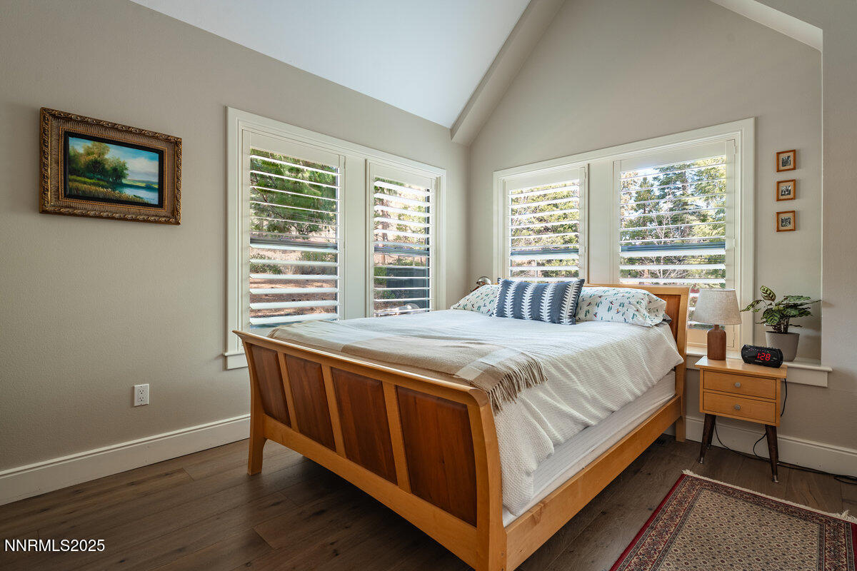 079_2_south_point_place-53_987 copy