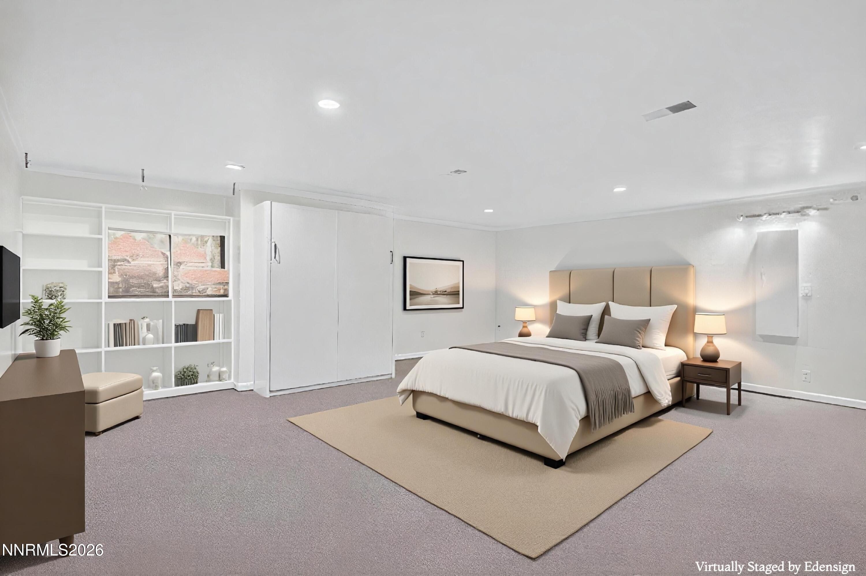 Basement bedroom:living VS