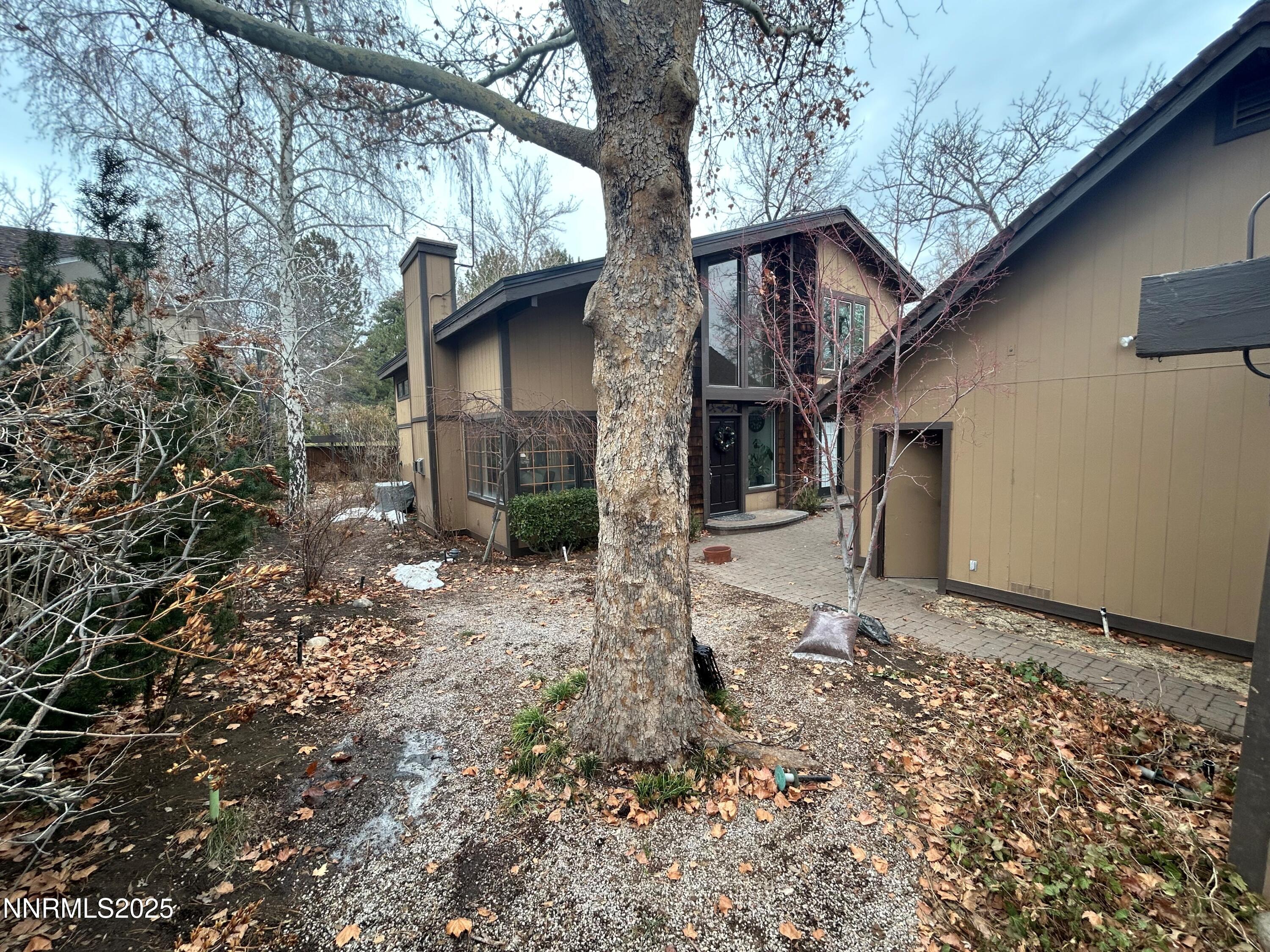 Exterior Front 4 + yard