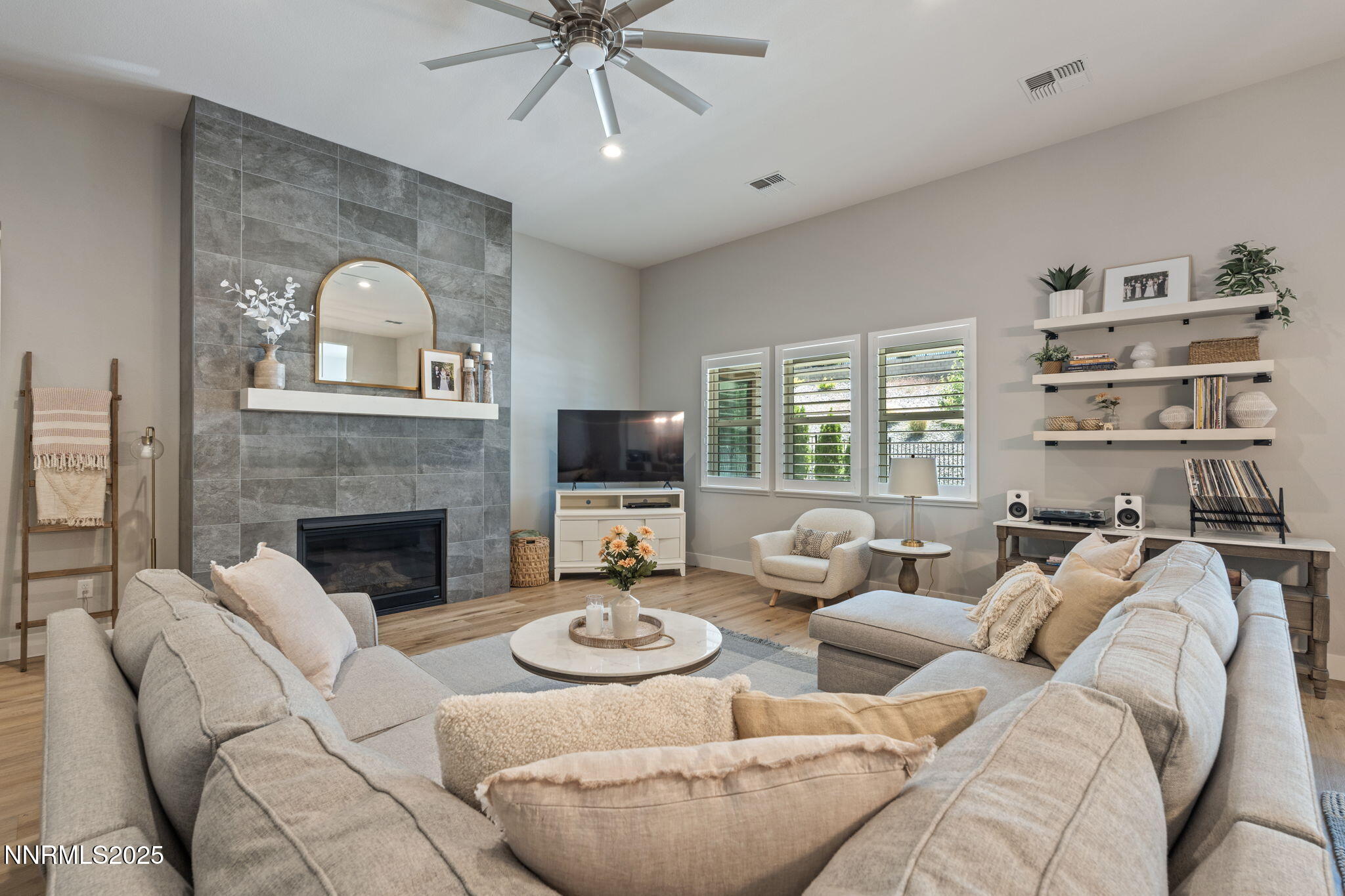 14-web-or-mls-DSC00256