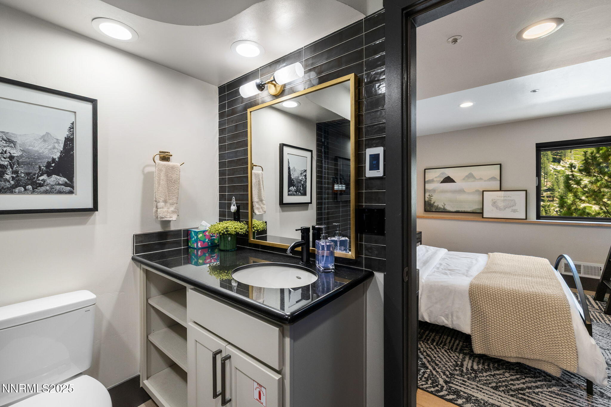 17-web-or-mls-400 Fairview-14