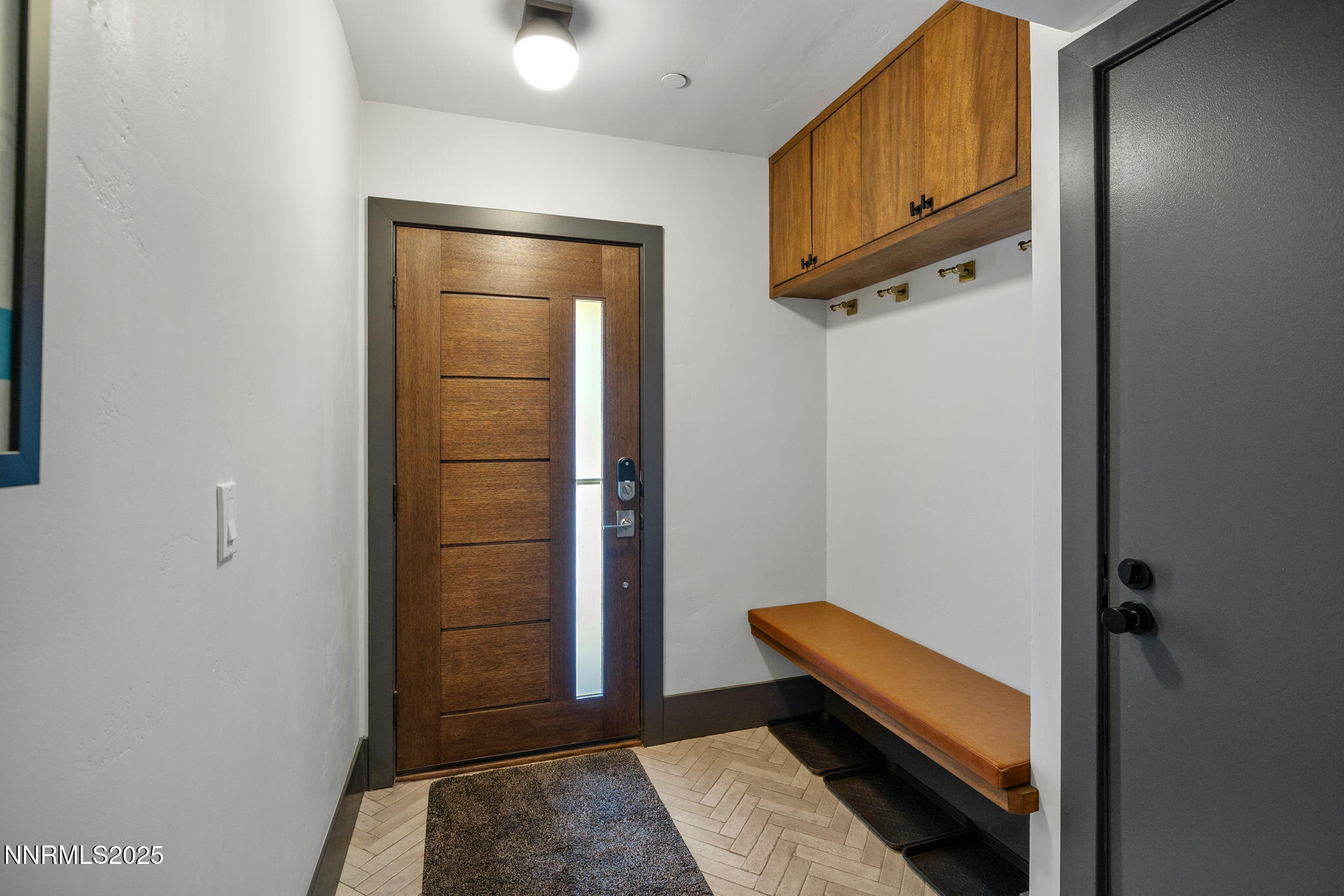 4-web-or-mls-400 Fairview-4