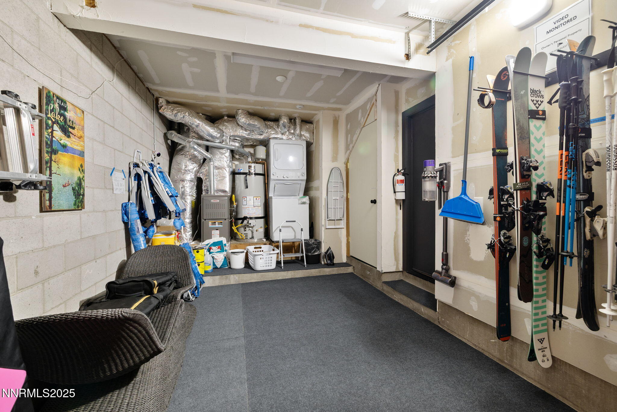 28-web-or-mls-400 Fairview-5