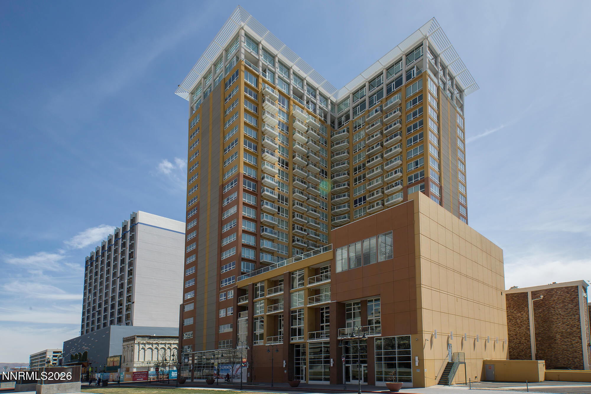 255 N Sierra Street 511