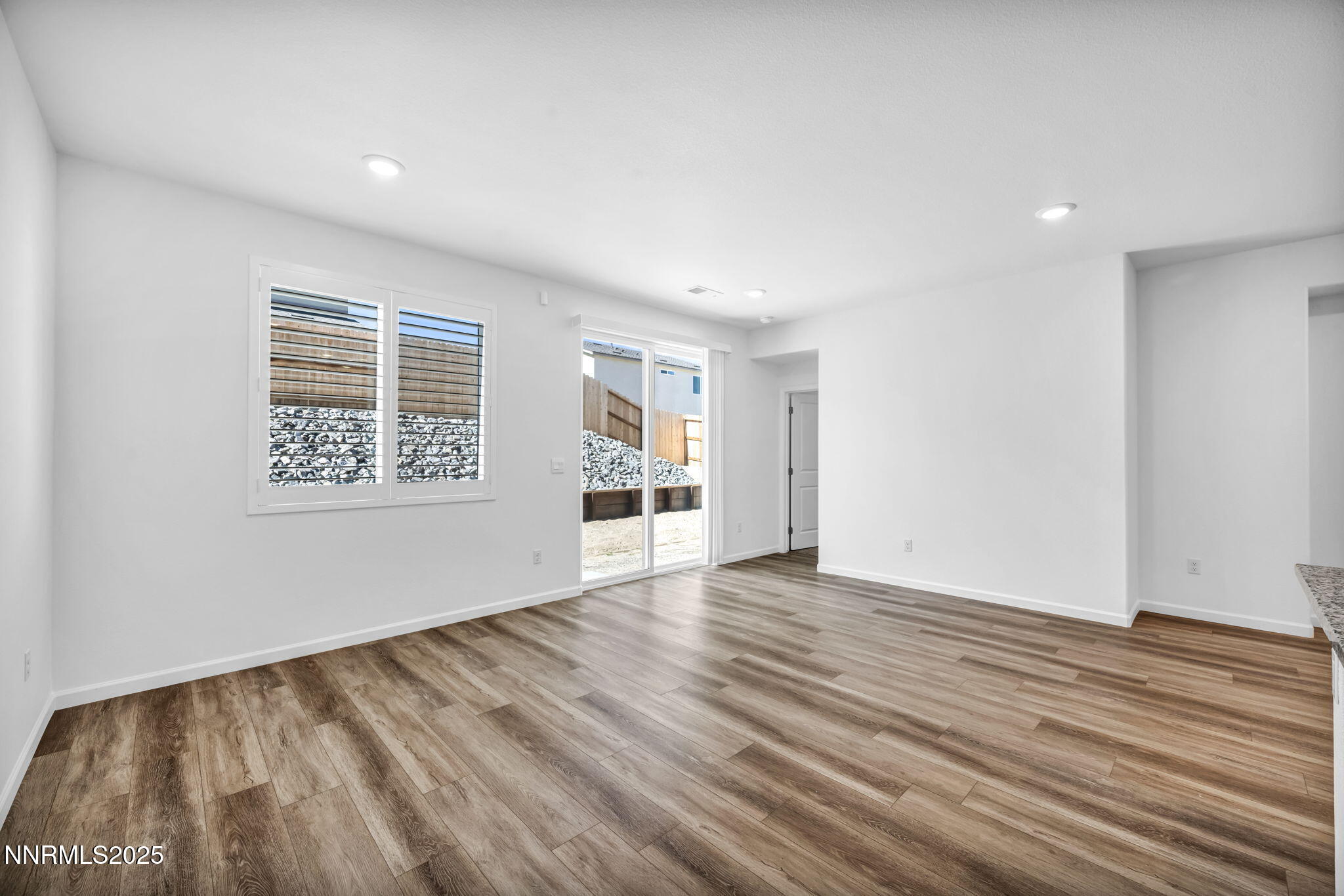 48-web-or-mls-700-kess-way