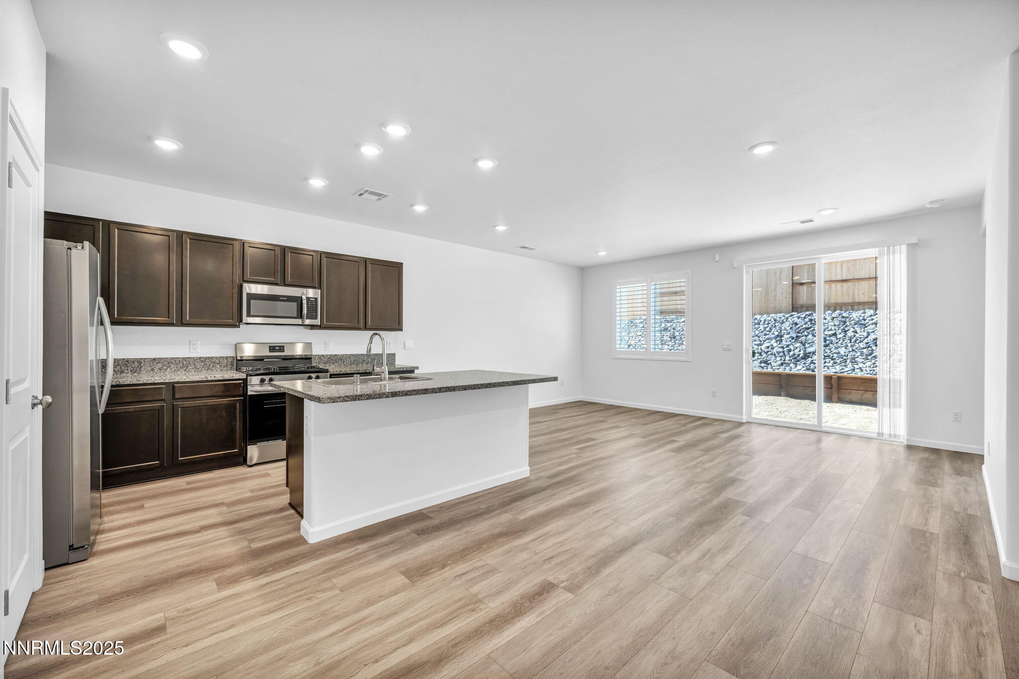 49-web-or-mls-700-kess-way