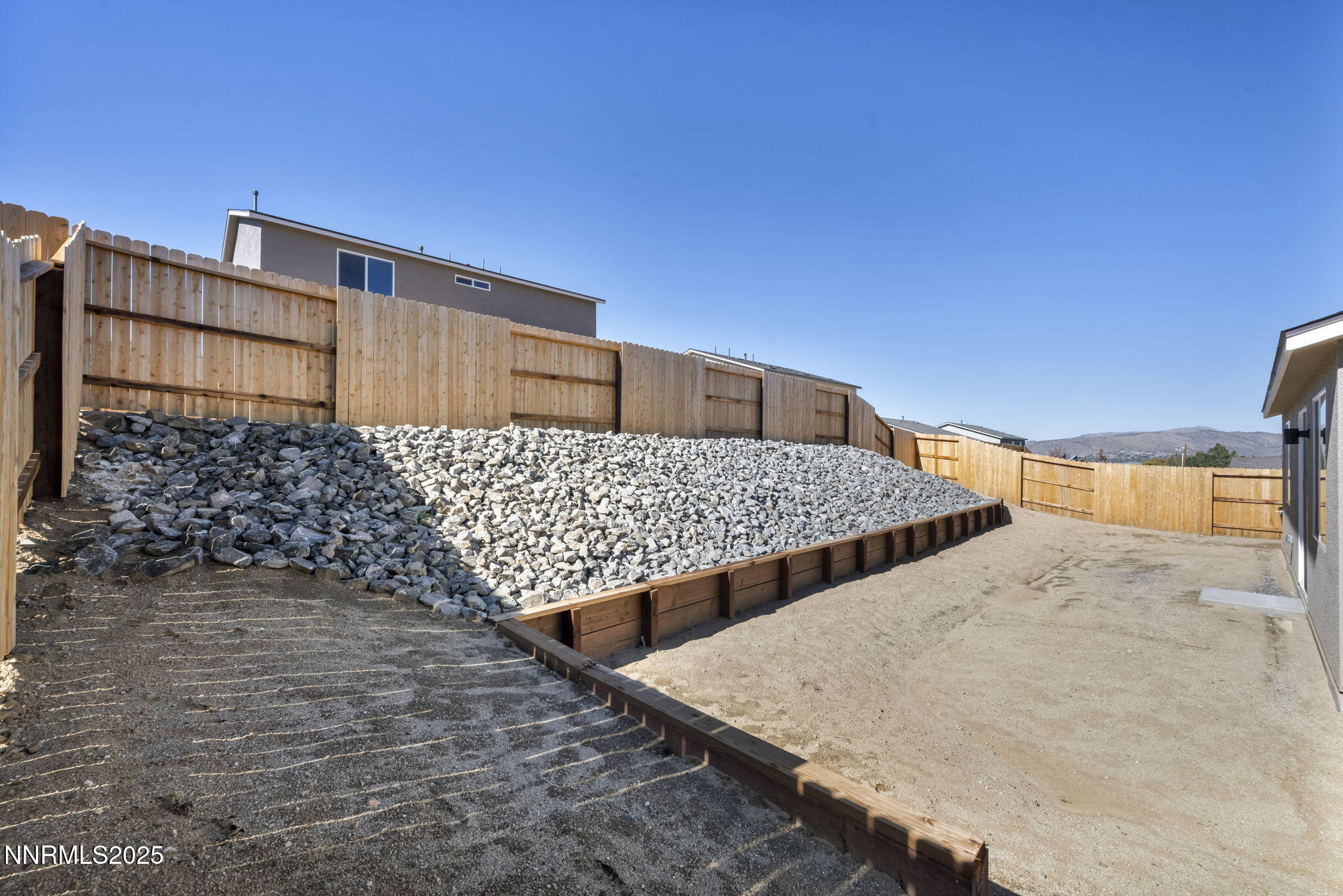 11-web-or-mls-700-kess-way