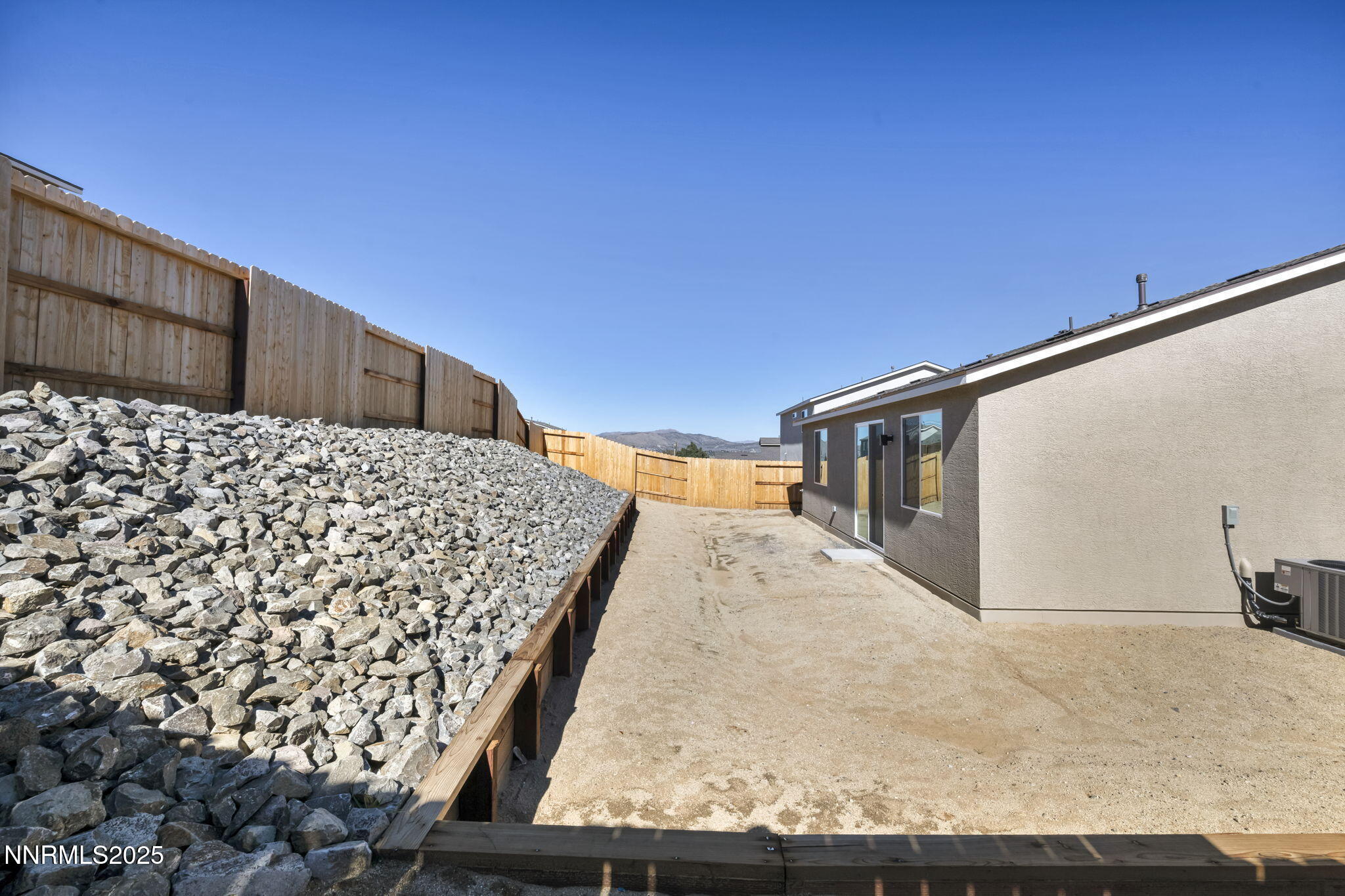 10-web-or-mls-700-kess-way