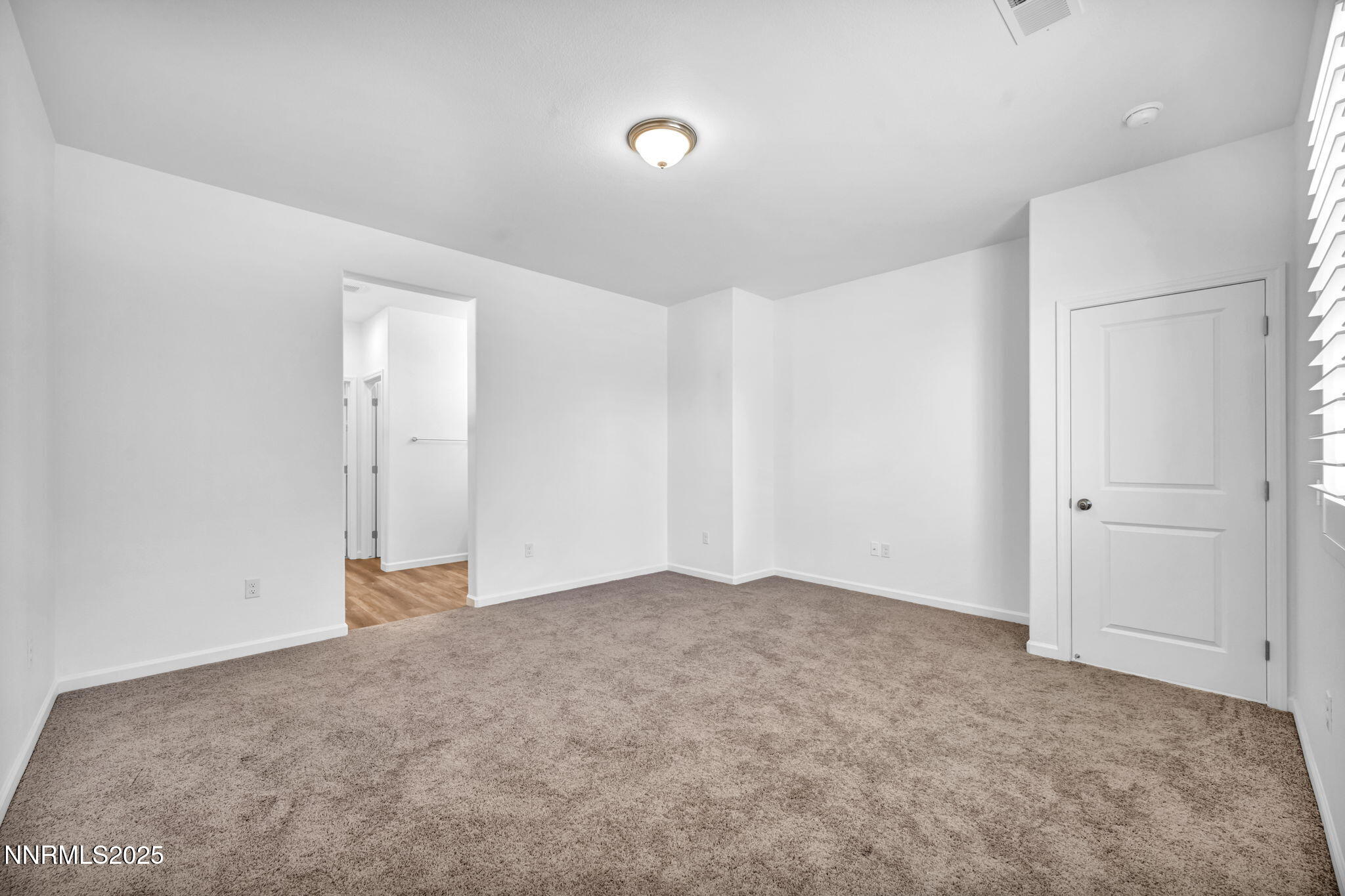 31-web-or-mls-700-kess-way