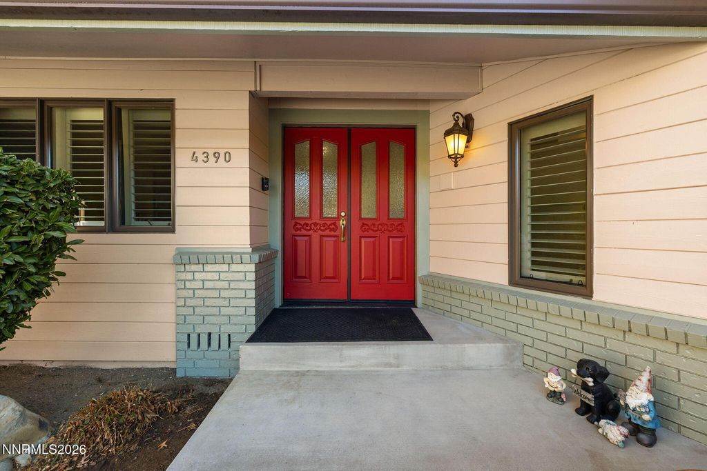 Photo of 4390 Interlaken Court, Reno, NV 89509 (MLS # 260000722)