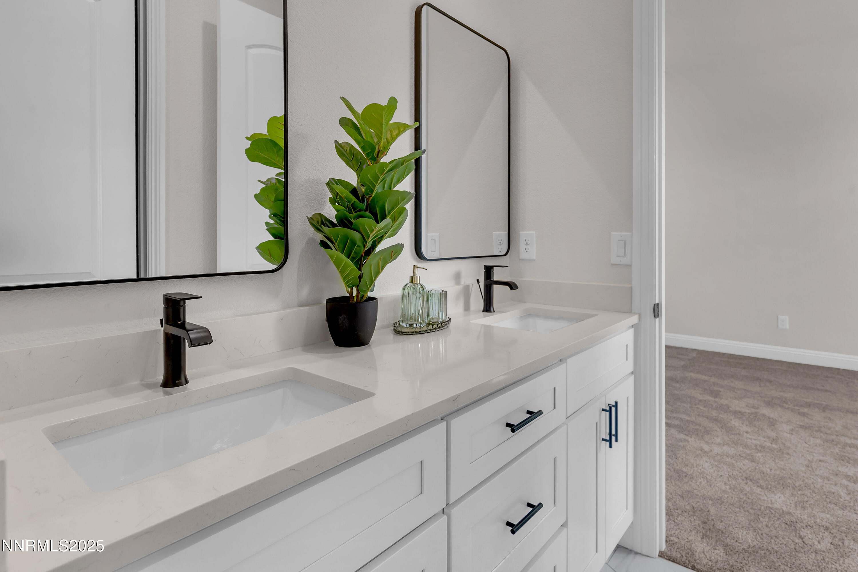 CardiganBayRE9740-032