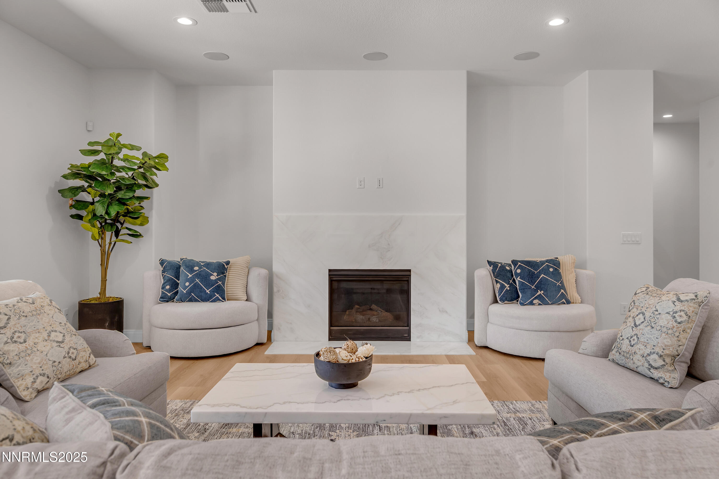 CardiganBayRE9740-014