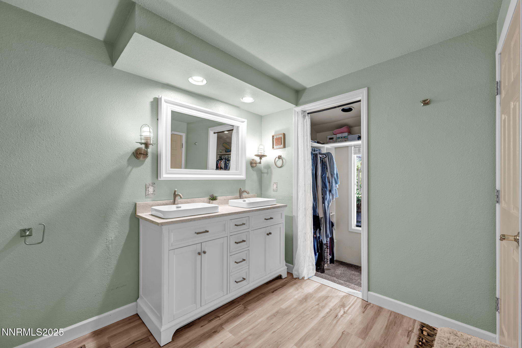 97-web-or-mls-3495-w-plumb-ln