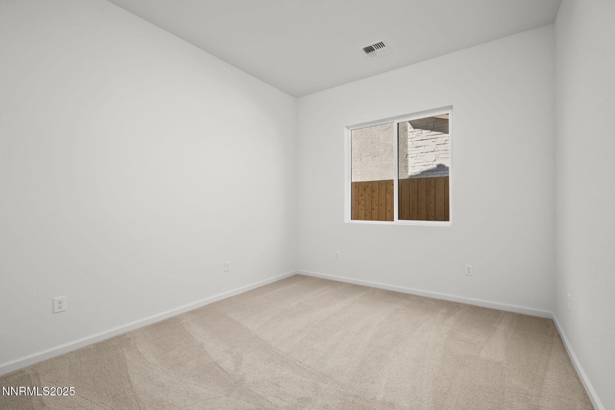 28-web-or-mls-15025 Iron River Dr-34