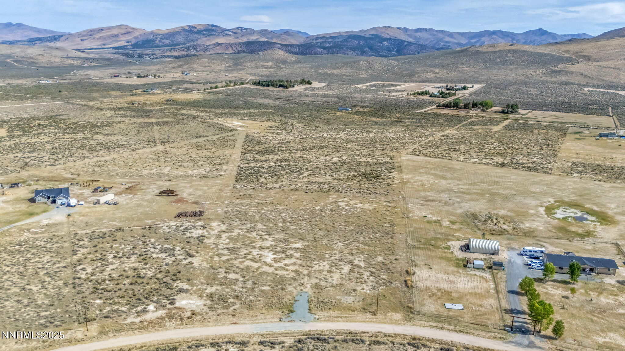 10-web-or-mls-115-buckboard-cir