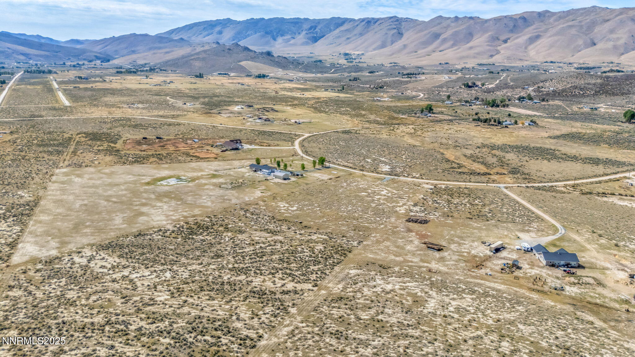 2-web-or-mls-115-buckboard-cir