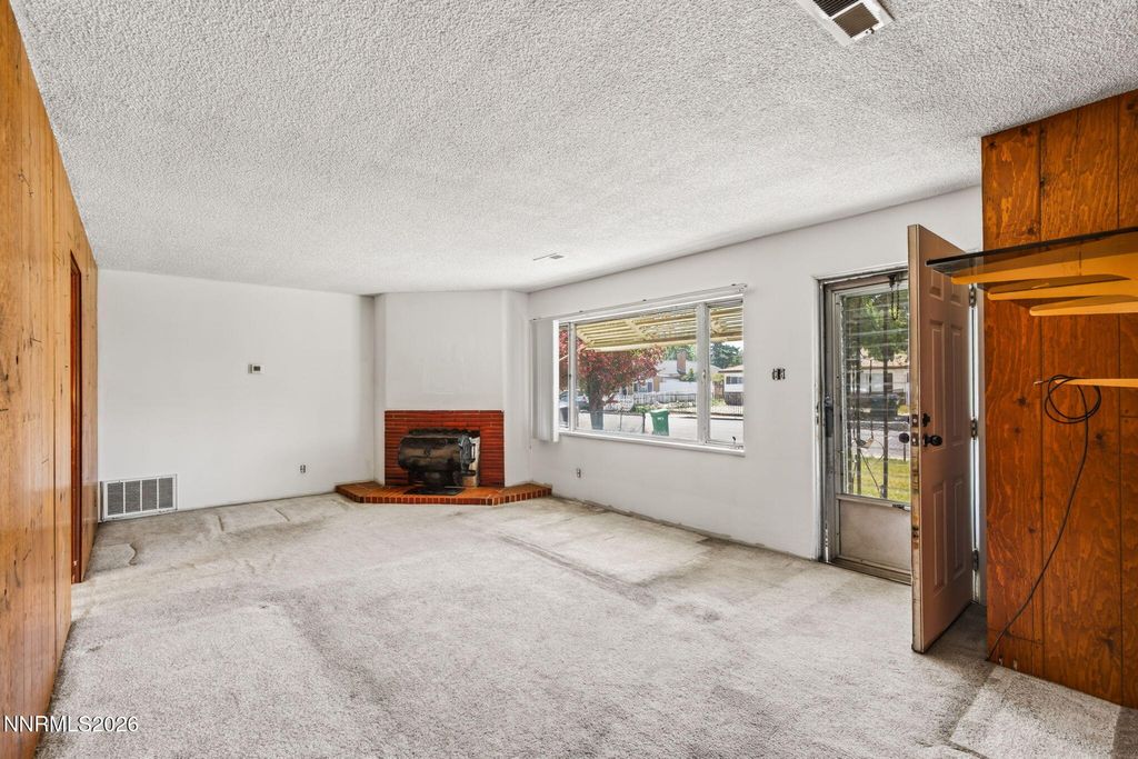 Photo of 825 Capitol Hill Avenue, Reno, NV 89502 (MLS # 260005514)