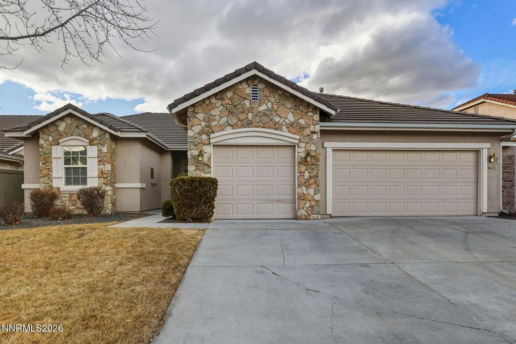 Photo of 10625 Blue Moon Court, Reno, NV 89521 (MLS # 260001532)