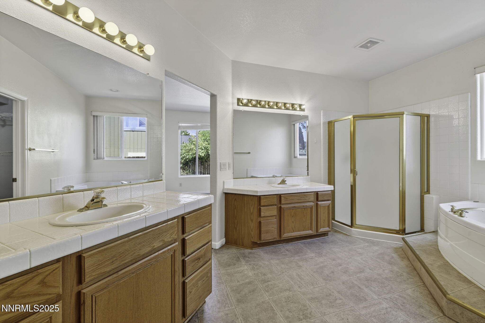 30-web-or-mls-3181 Sky Country-27