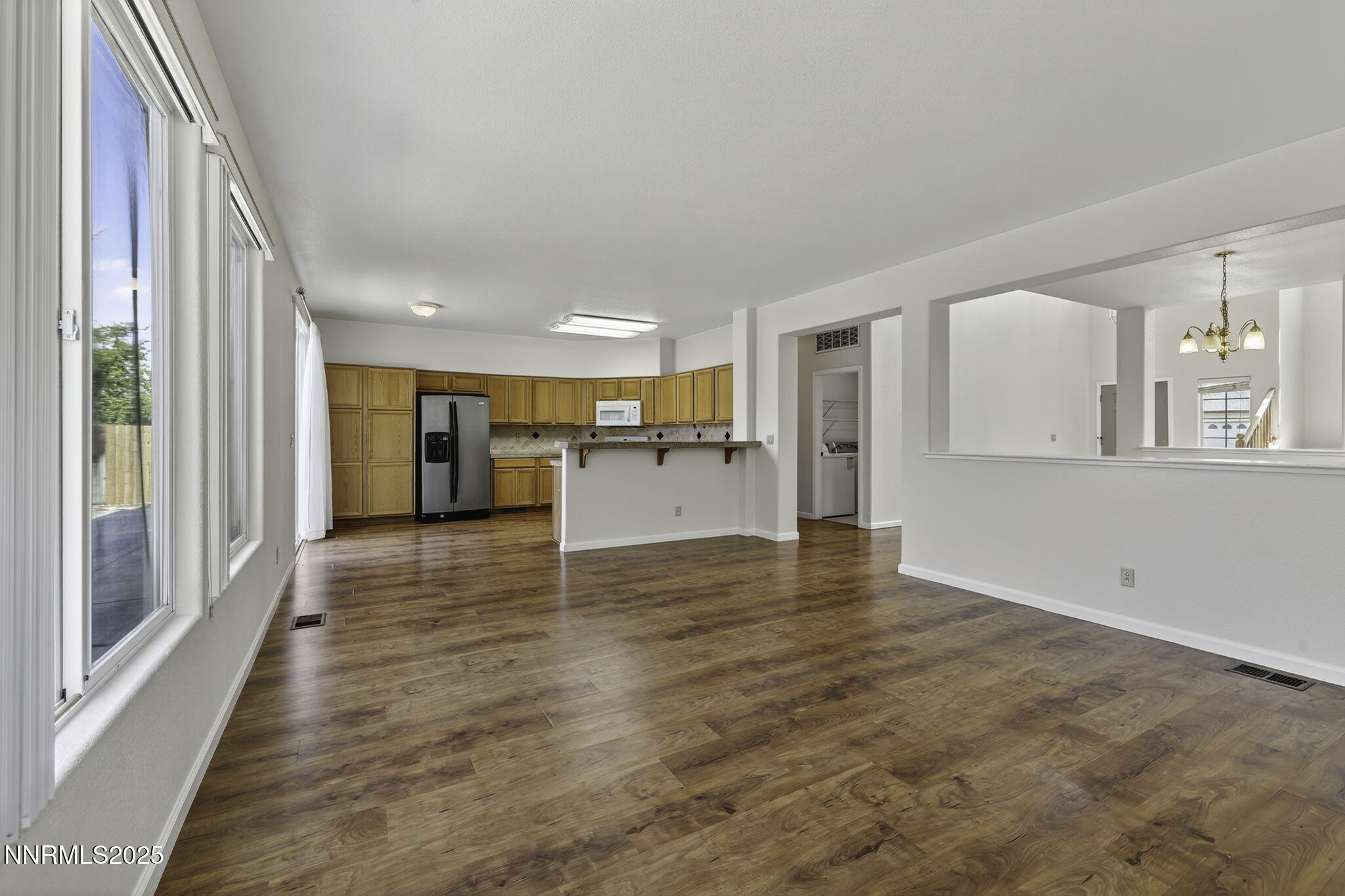 14-web-or-mls-3181 Sky Country-12