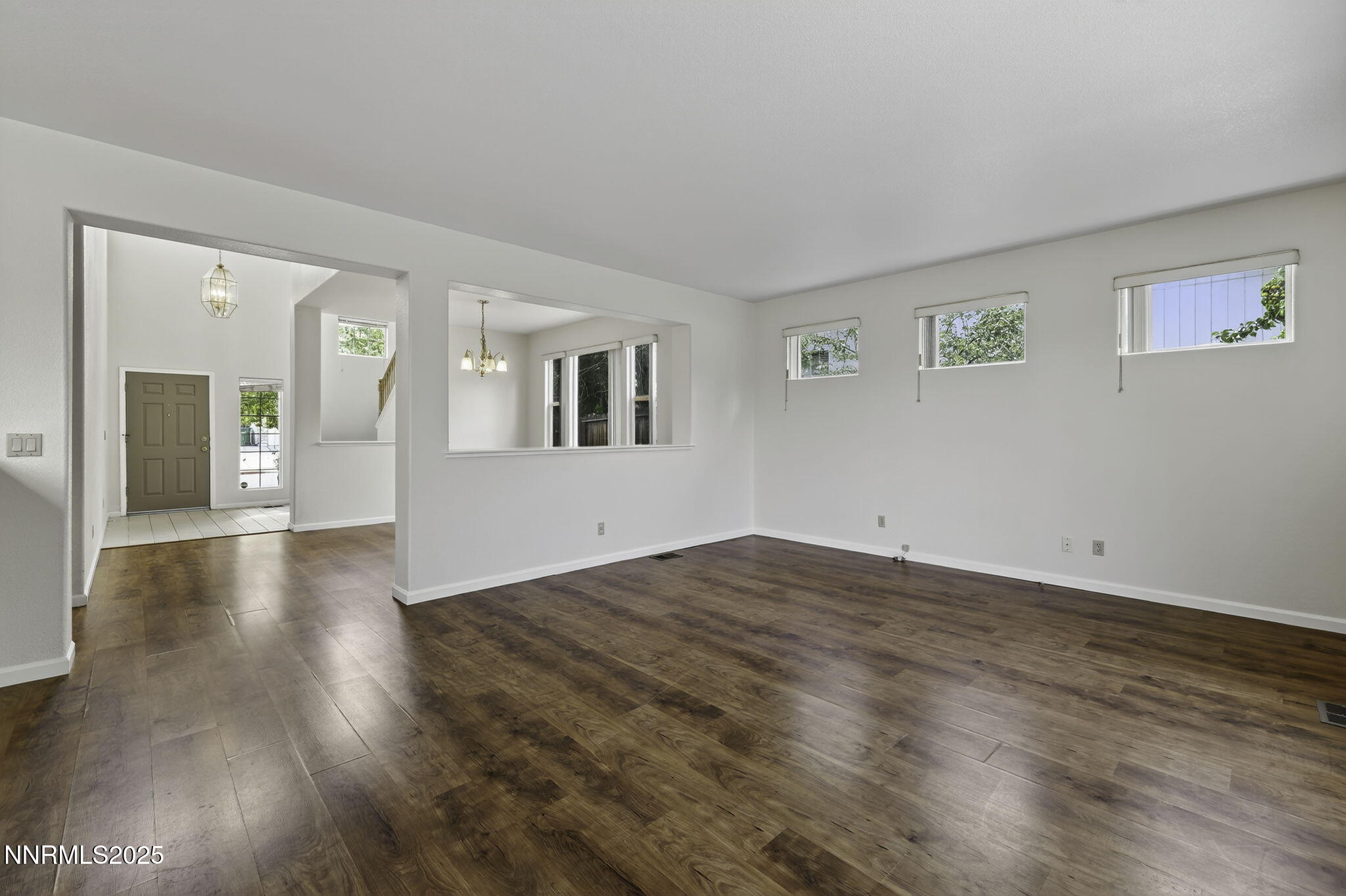 12-web-or-mls-3181 Sky Country-10