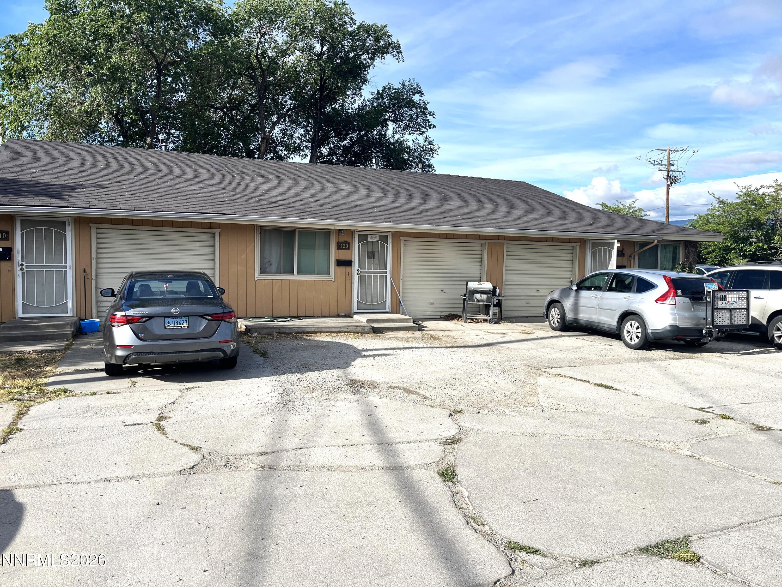 1100 El Rancho Drive