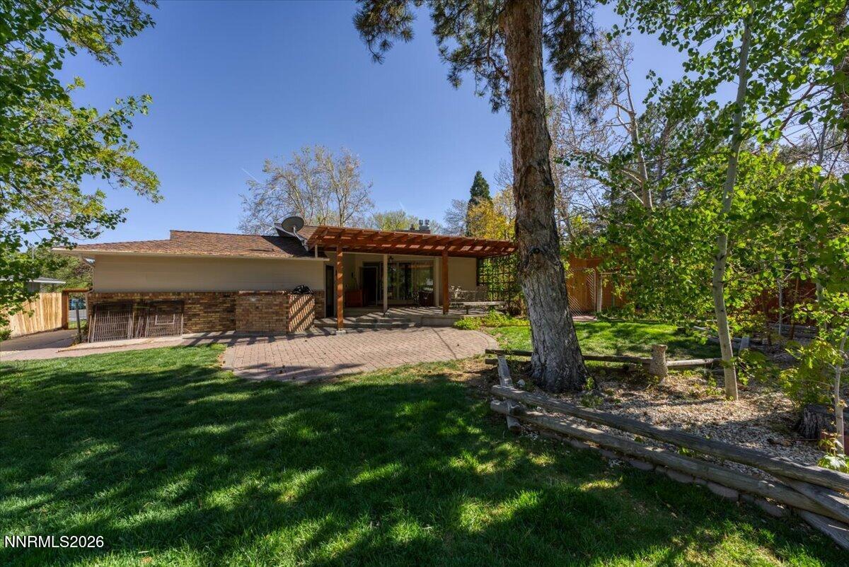 11-1555 White Ridge Cir Reno NV 89509 (3