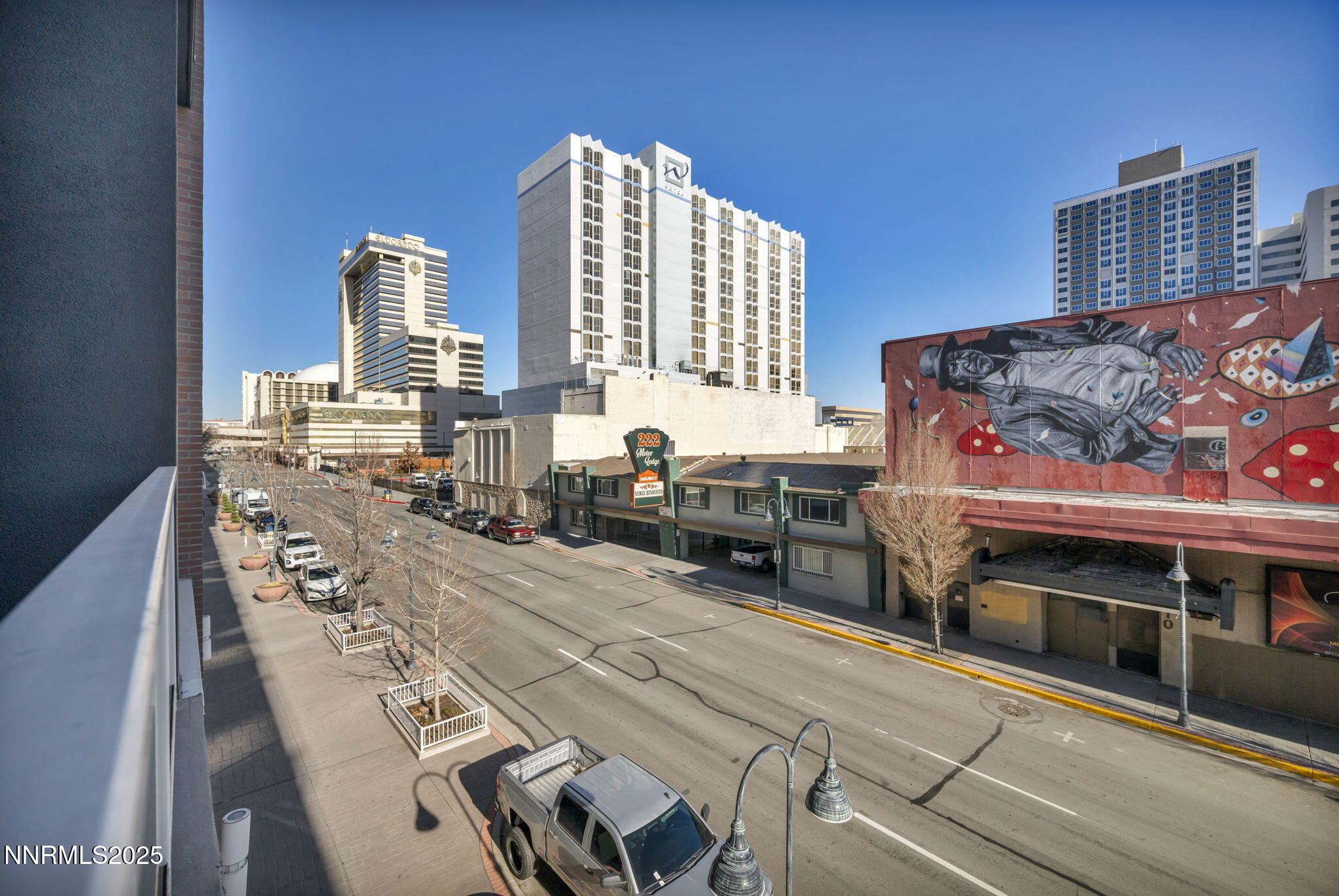 45-web-or-mls-255-n-sierra-st-unit-307