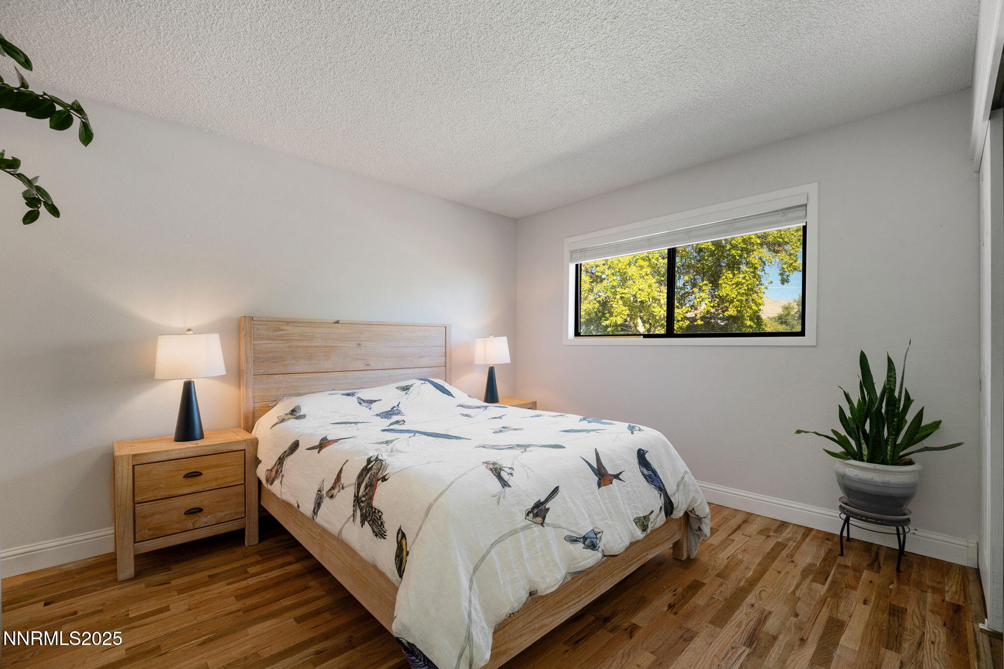 38-web-or-mls-1175 Akard Dr_