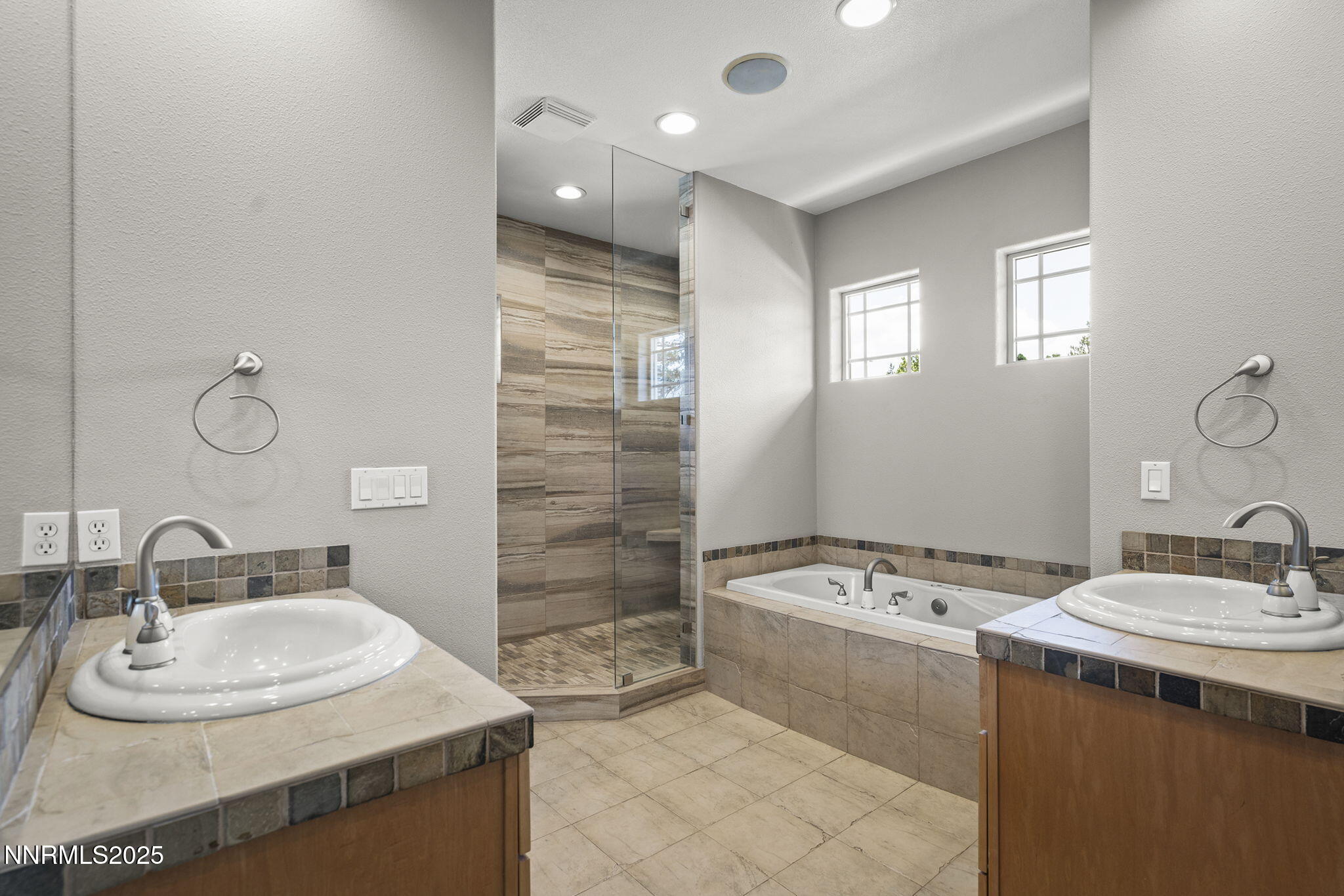 22-web-or-mls-_DSC3650