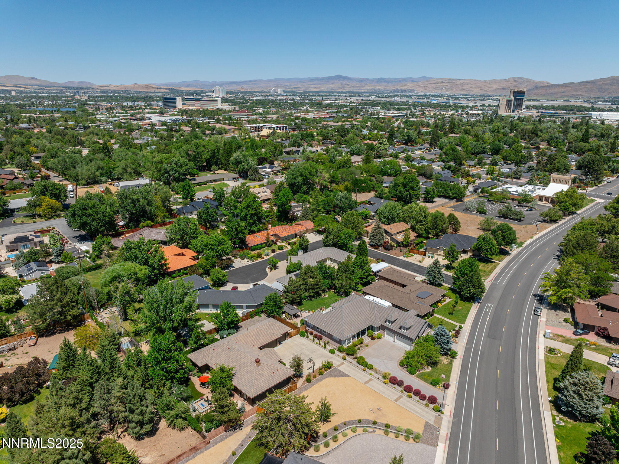 42-web-or-mls-DJI_20250613135947_0193_D