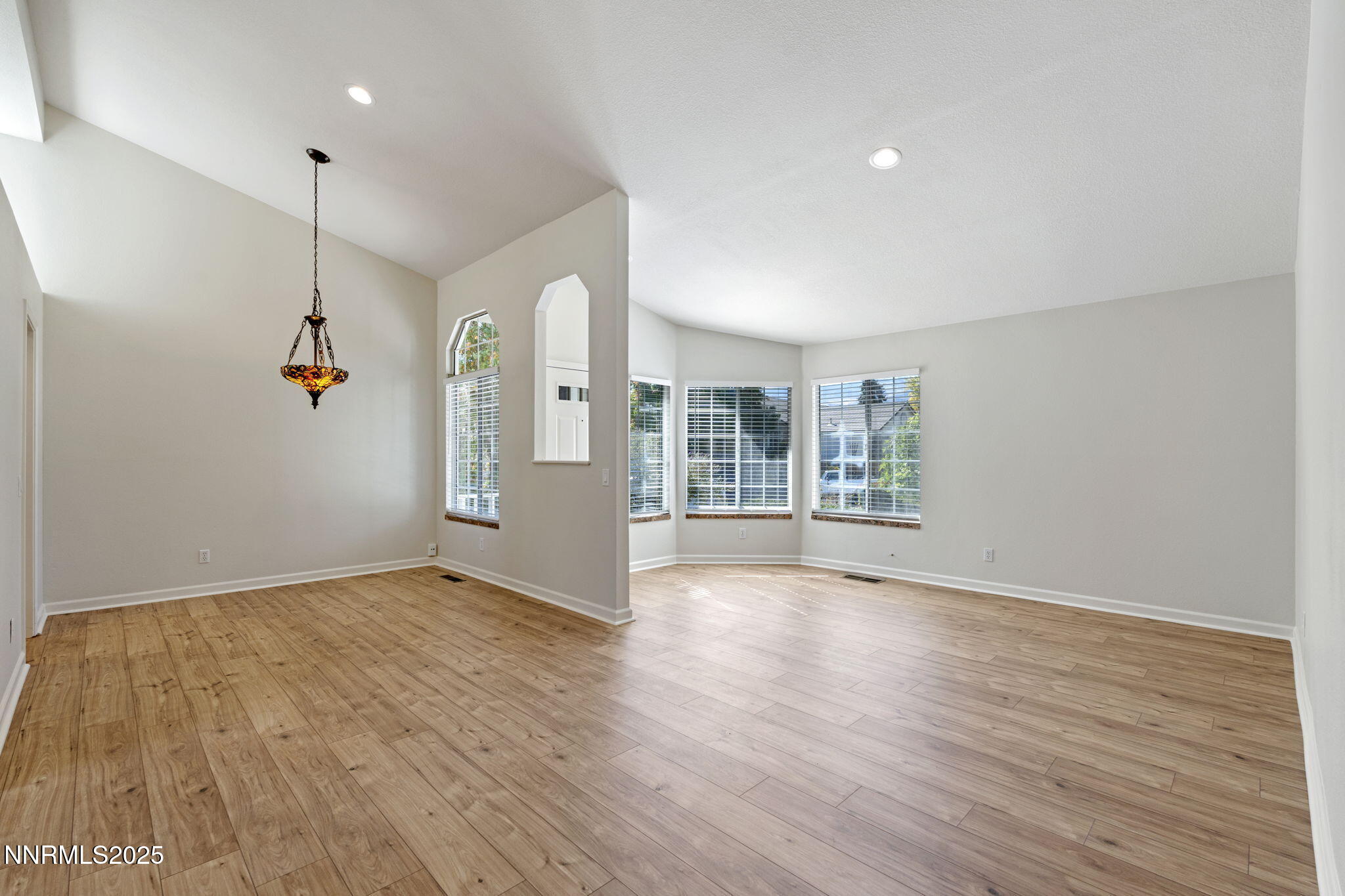 17-web-or-mls-DSC02659