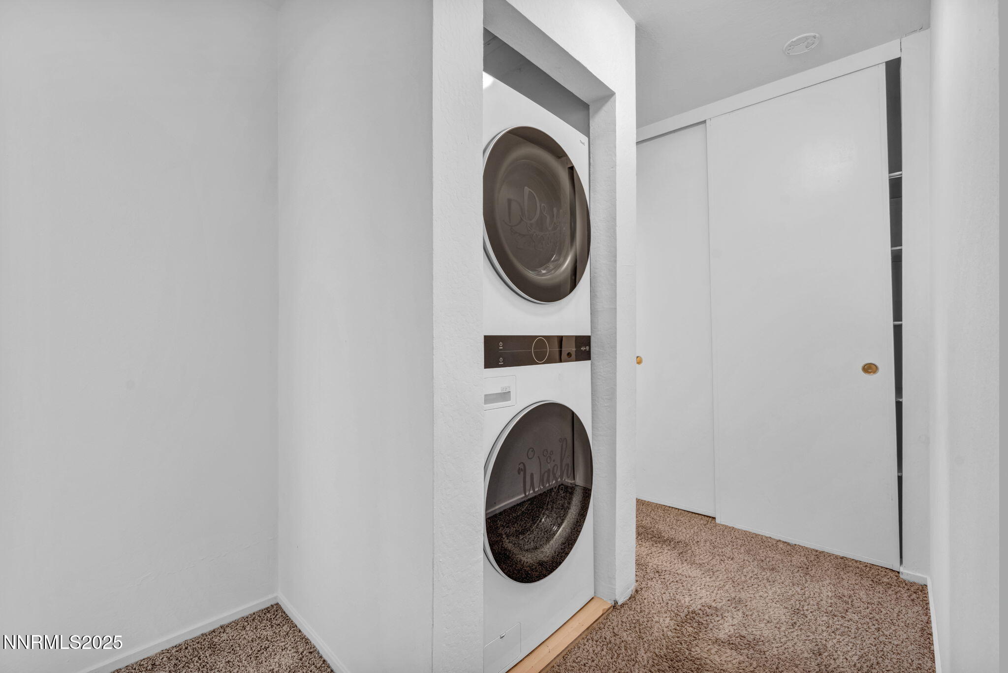 36-web-or-mls-827-robin-dr-8