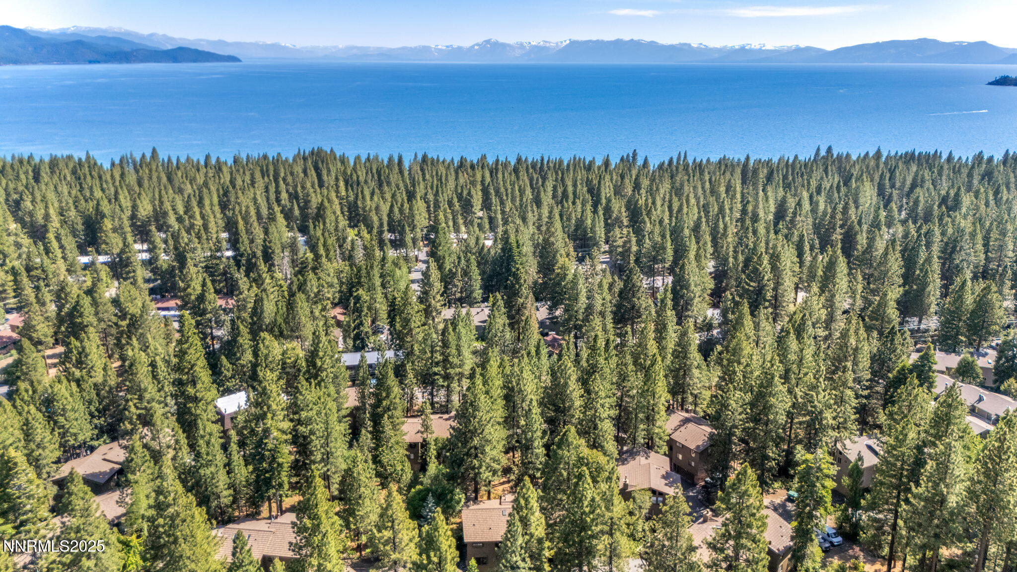 5-web-or-mls-827-robin-dr-8