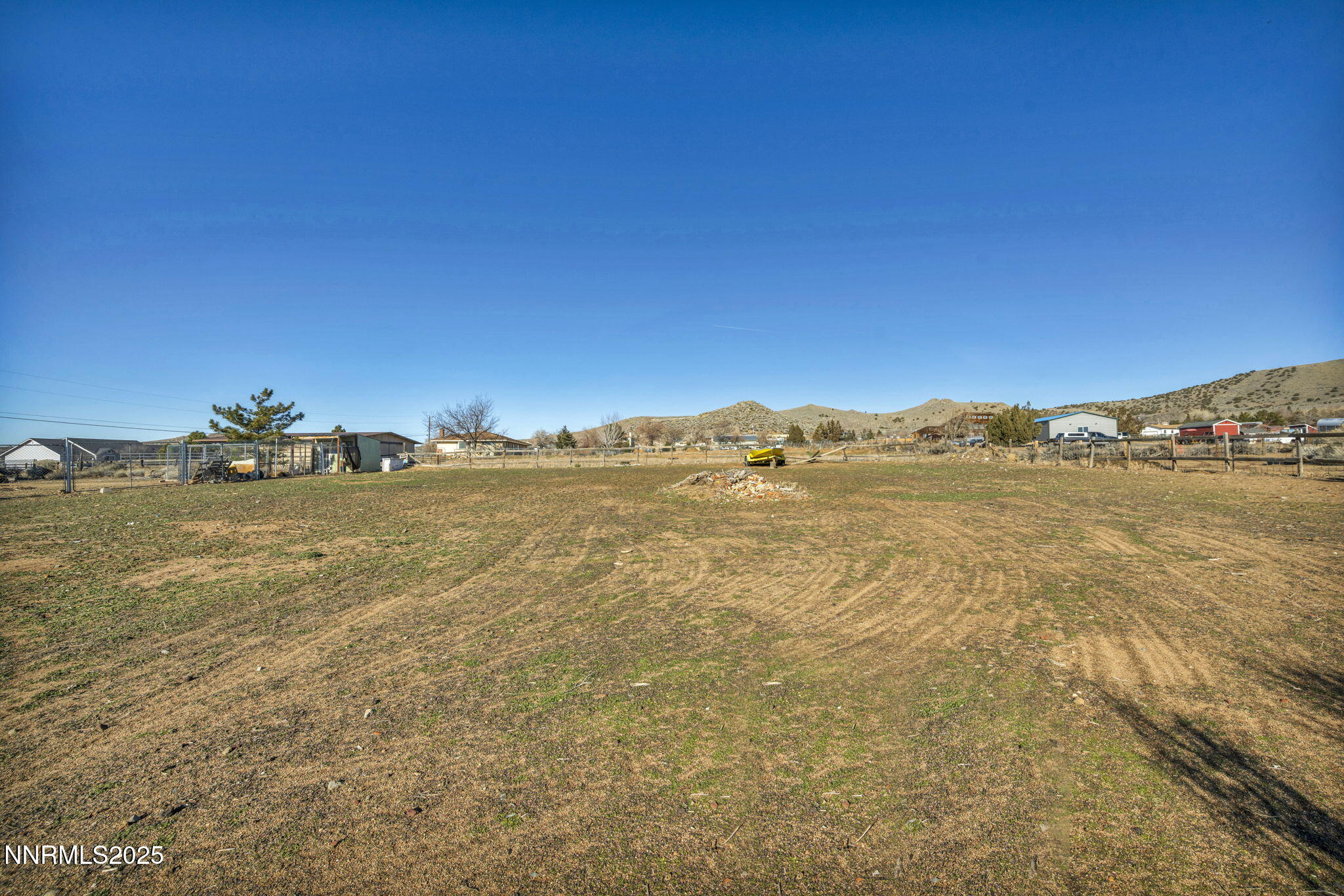 50-web-or-mls-3305-indian-ln