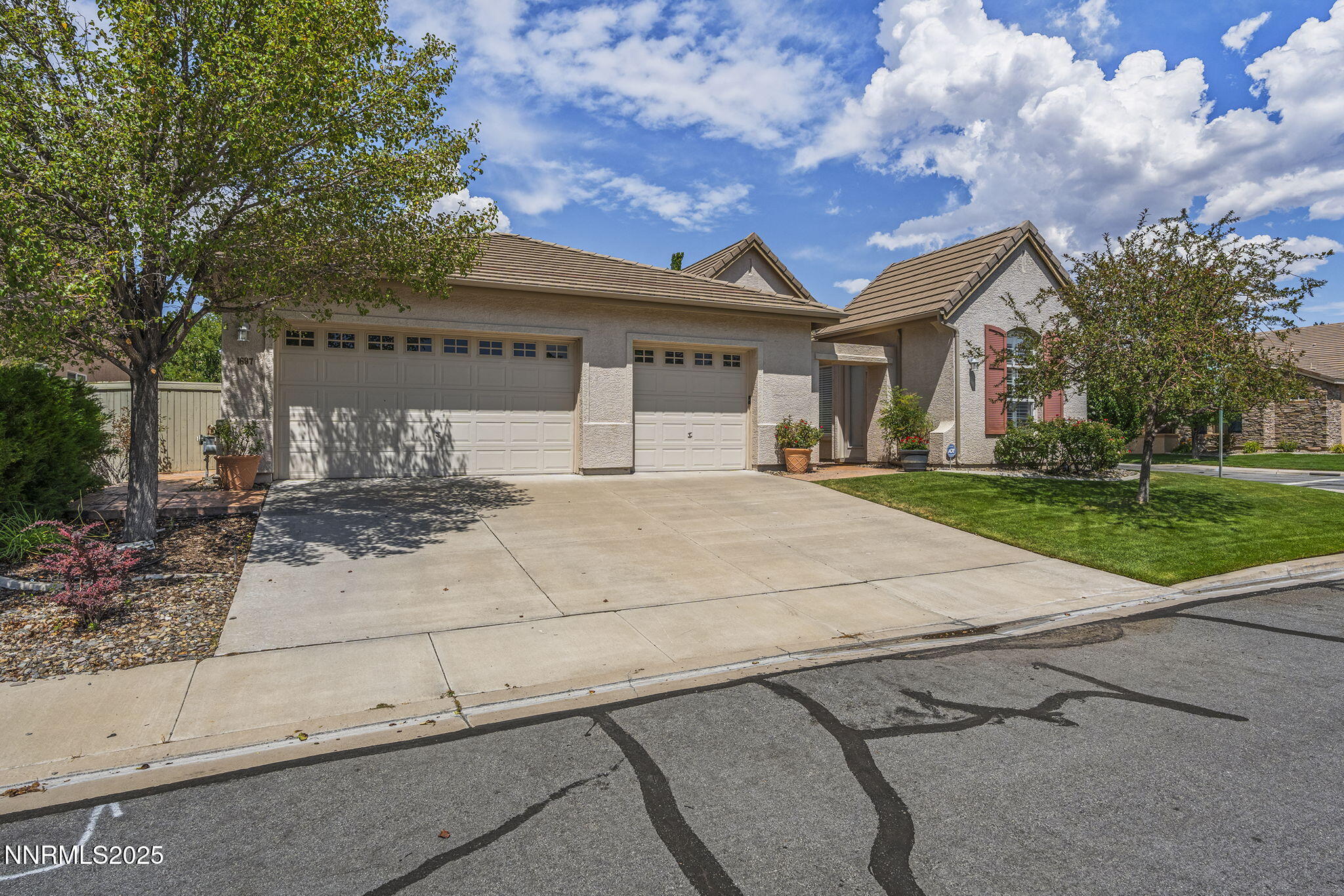 1-web-or-mls-_DSC2874