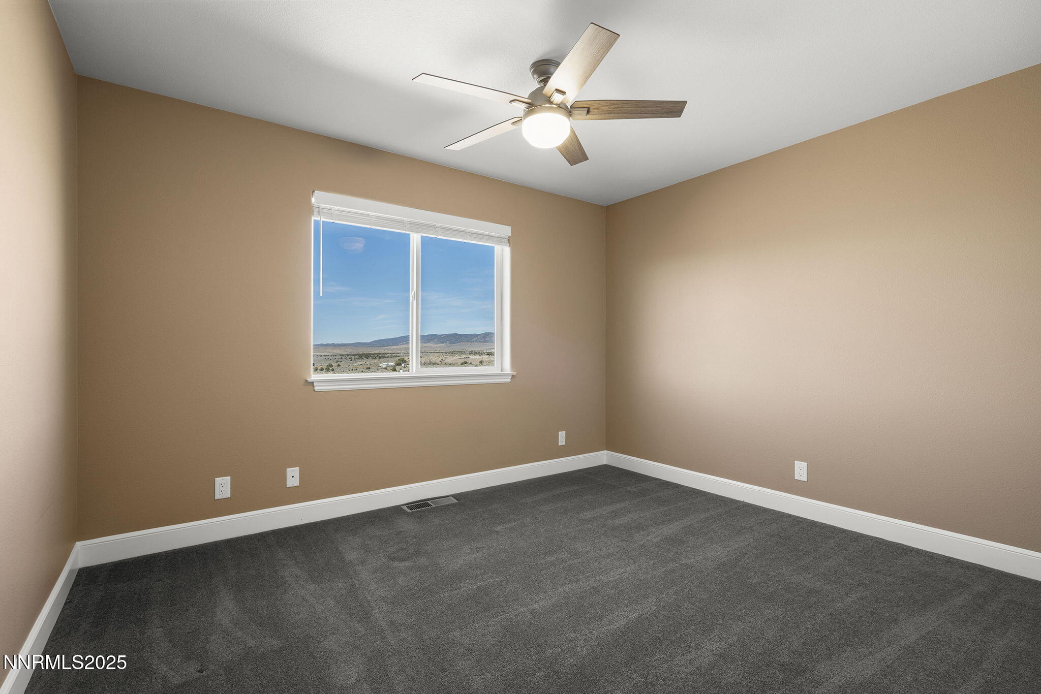 Gardnerville, Nevada, 89410, United States, 5 Bedrooms Bedrooms, ,3 BathroomsBathrooms,Residential,Active,1969778