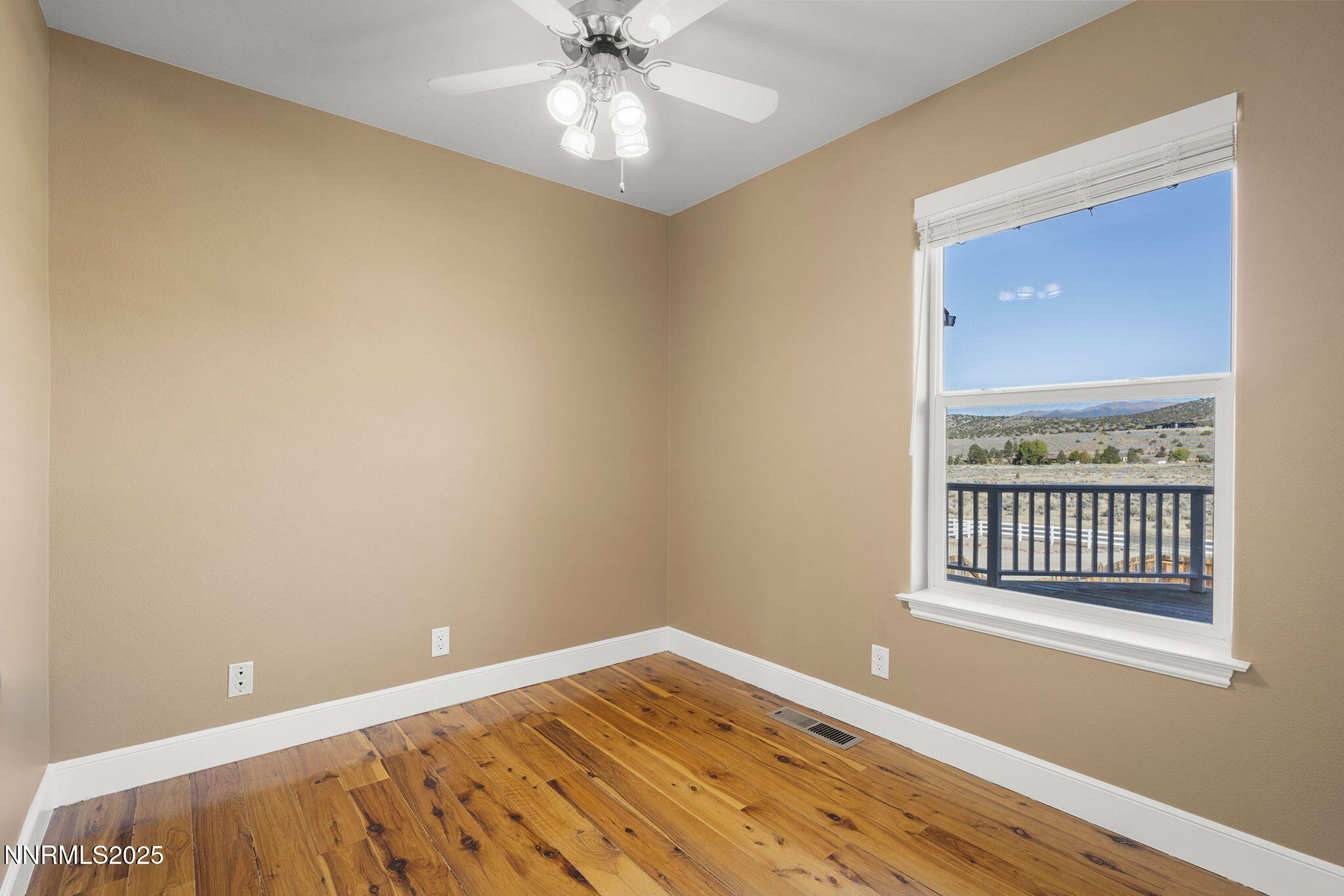 Gardnerville, Nevada, 89410, United States, 5 Bedrooms Bedrooms, ,3 BathroomsBathrooms,Residential,Active,1969778