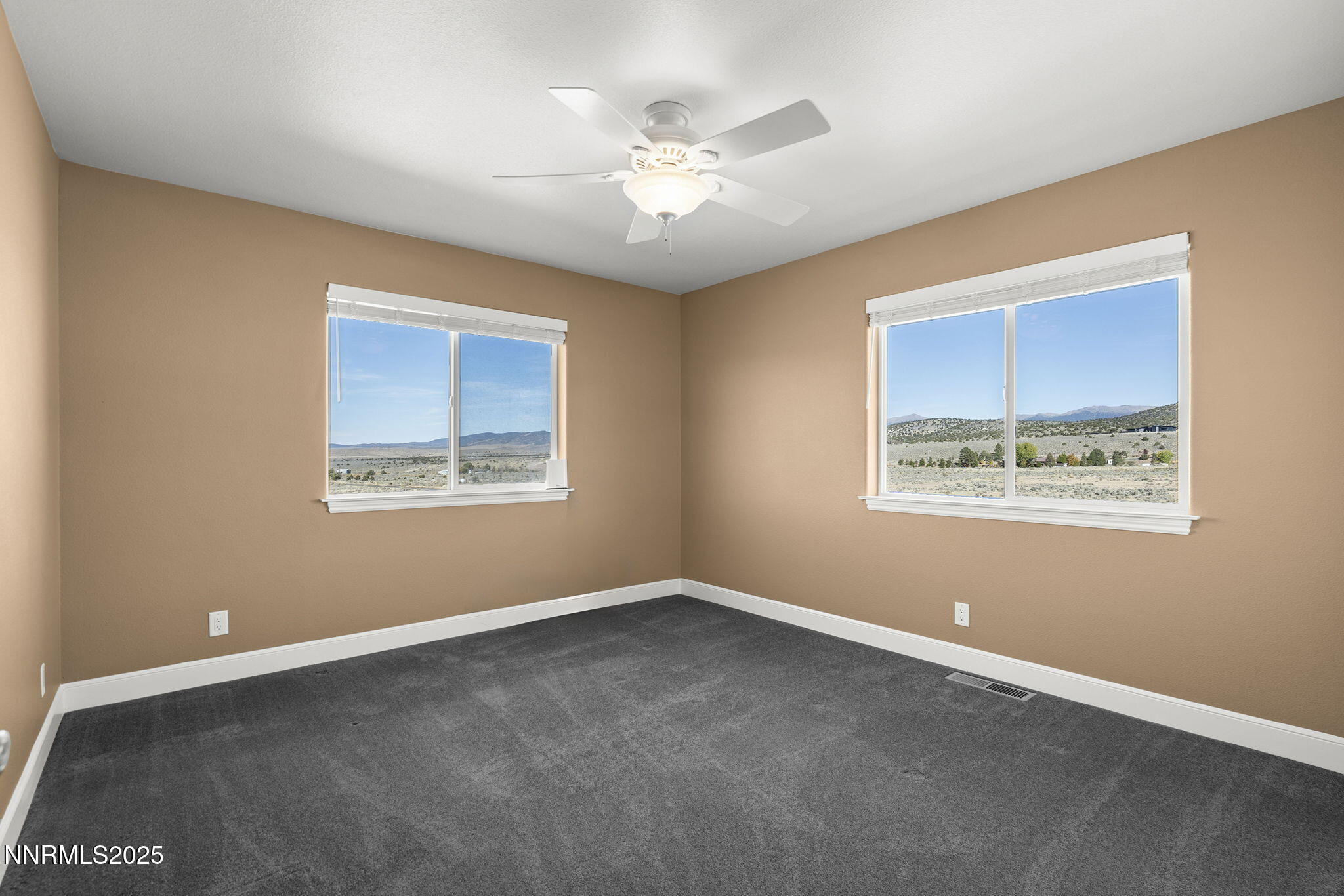 Gardnerville, Nevada, 89410, United States, 5 Bedrooms Bedrooms, ,3 BathroomsBathrooms,Residential,Active,1969778