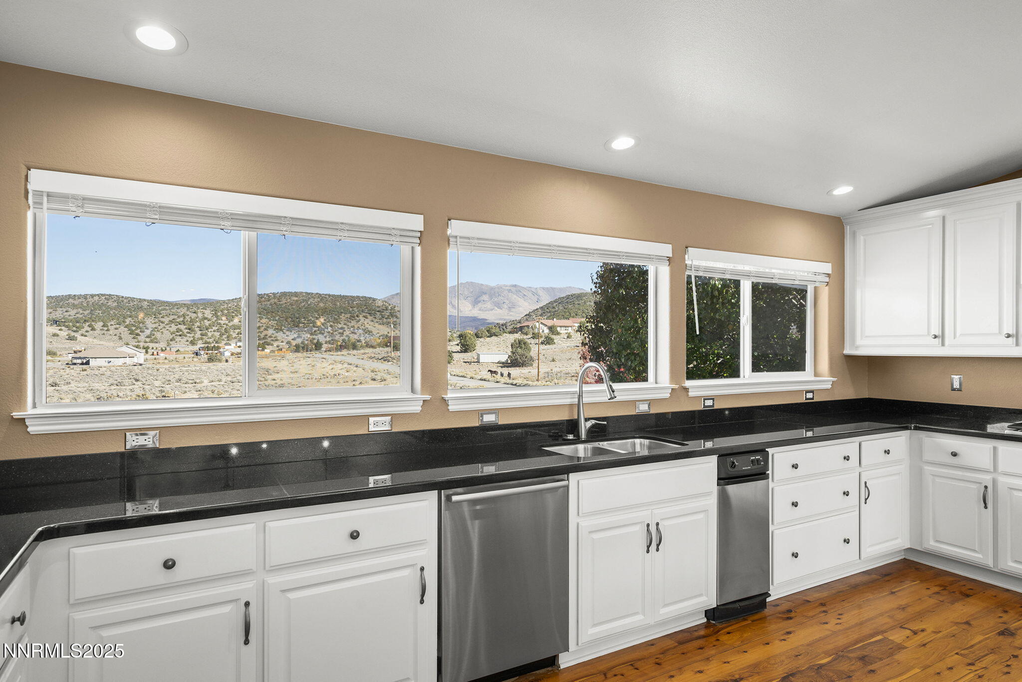 18-web-or-mls-_DSC0153