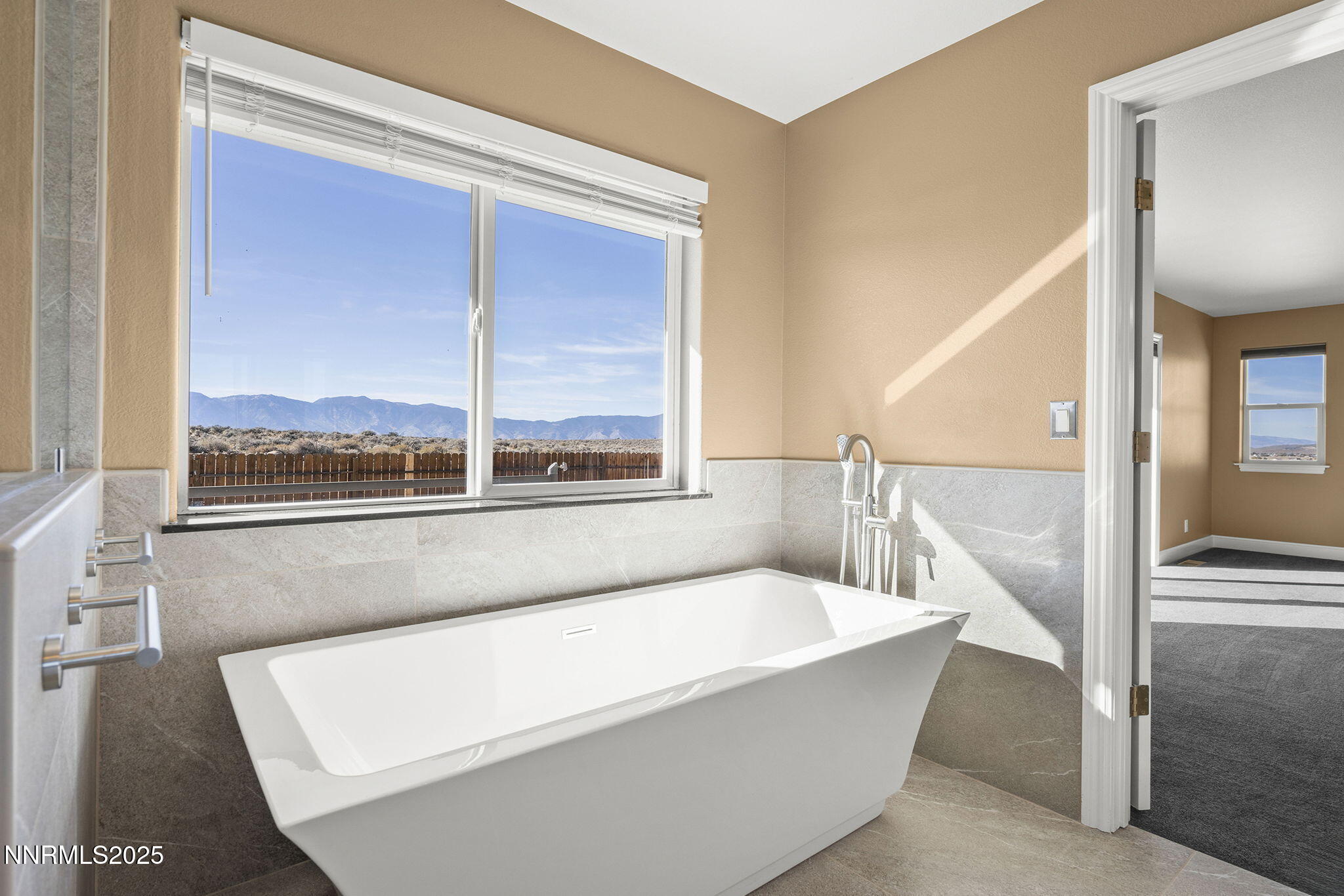 Gardnerville, Nevada, 89410, United States, 5 Bedrooms Bedrooms, ,3 BathroomsBathrooms,Residential,Active,1969778