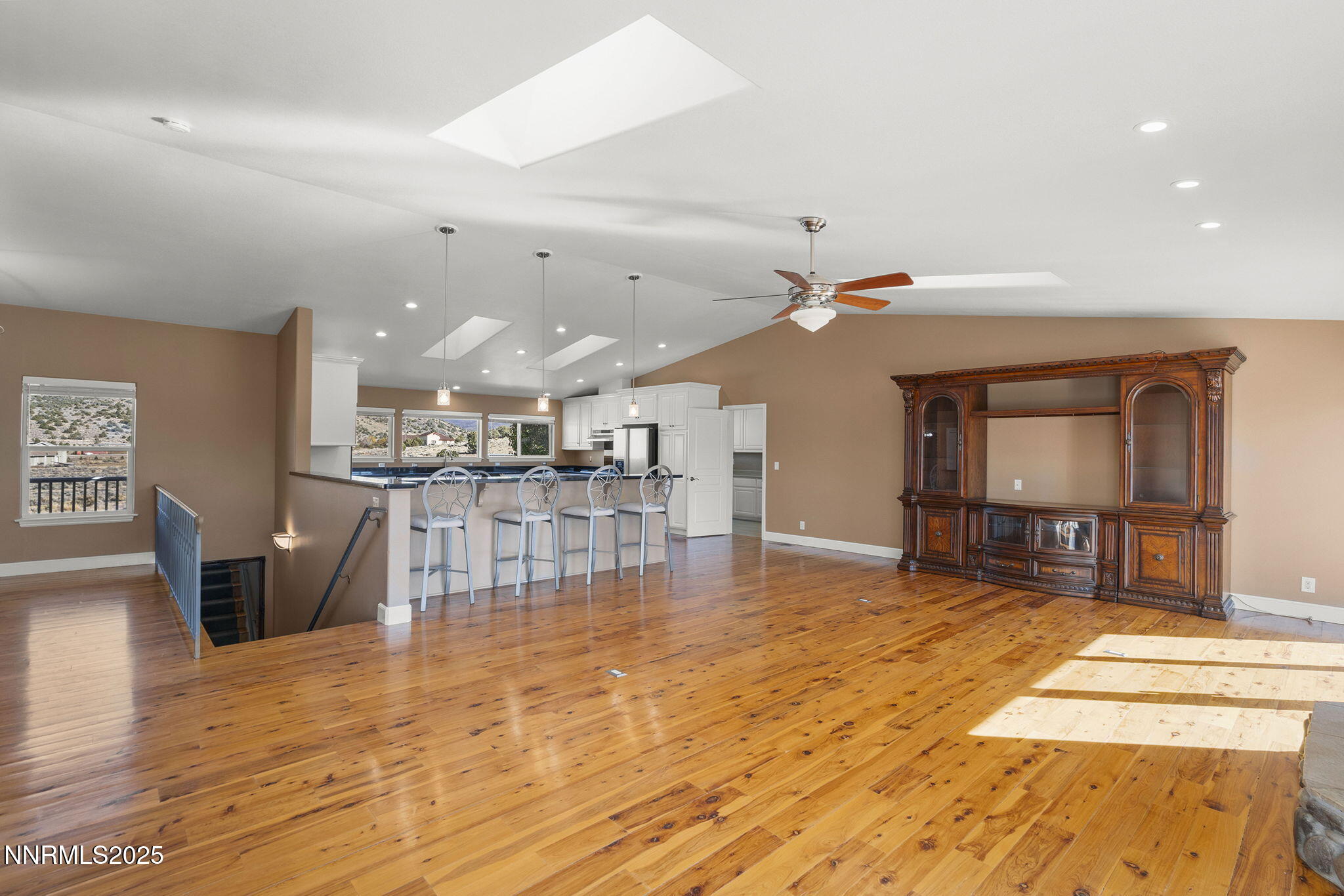 13-web-or-mls-_DSC0103