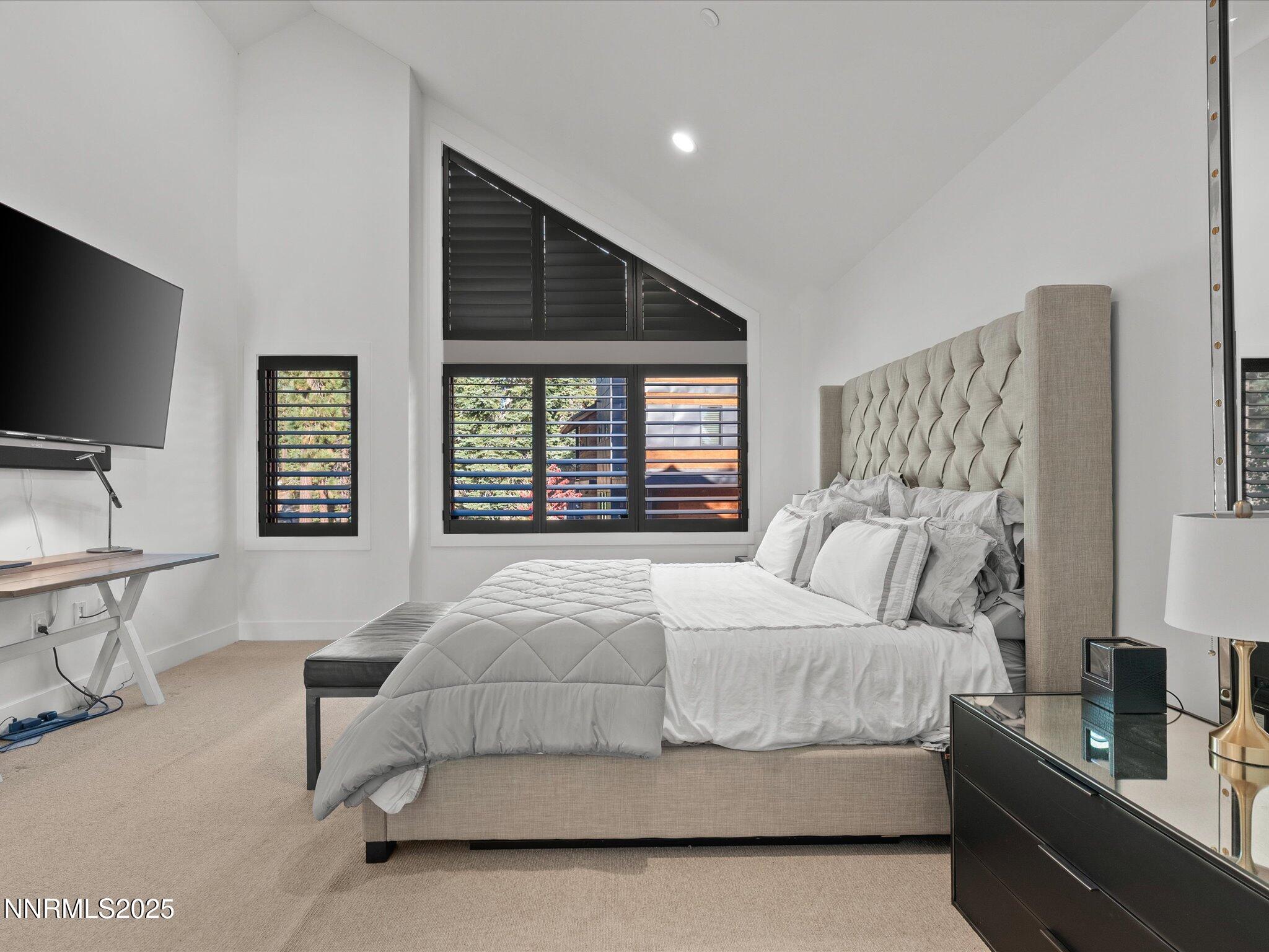 30-109 Sierra Colina Dr,-129