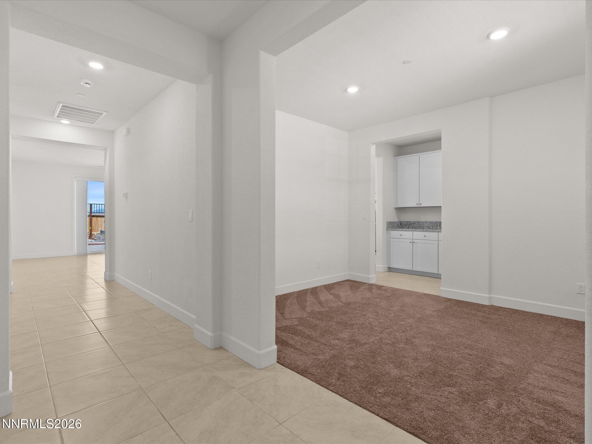 622 W Equinox Peak Court